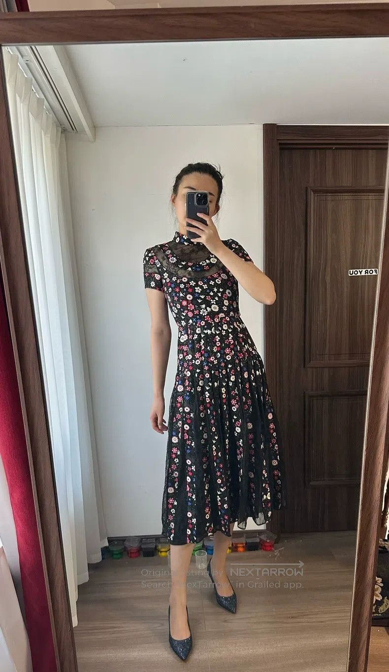 Valentino Valentino dress Size S / US 4 / IT 40 - 2 Thumbnail