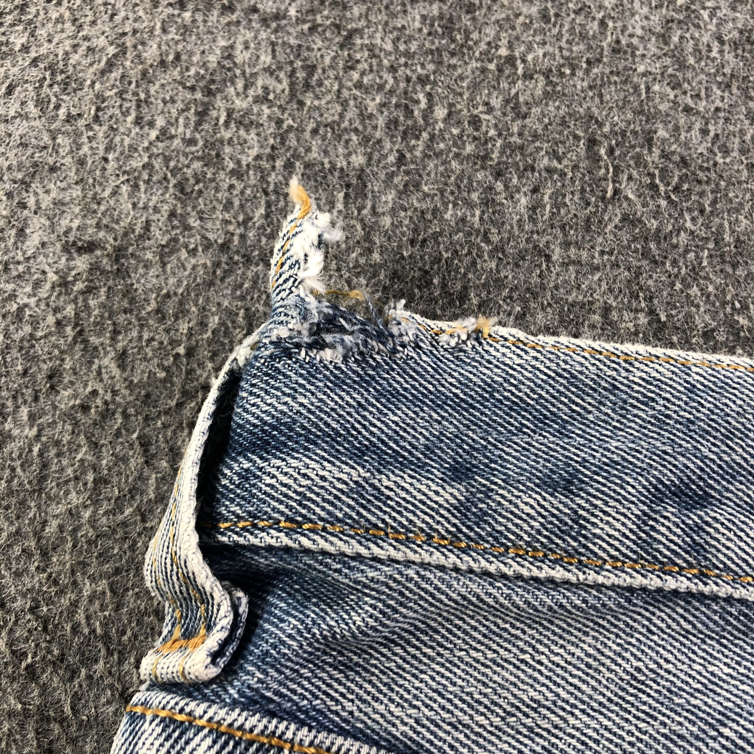 Levi's Vintage Levis 505 Jeans-J3242 Size US 37 - 6 Thumbnail