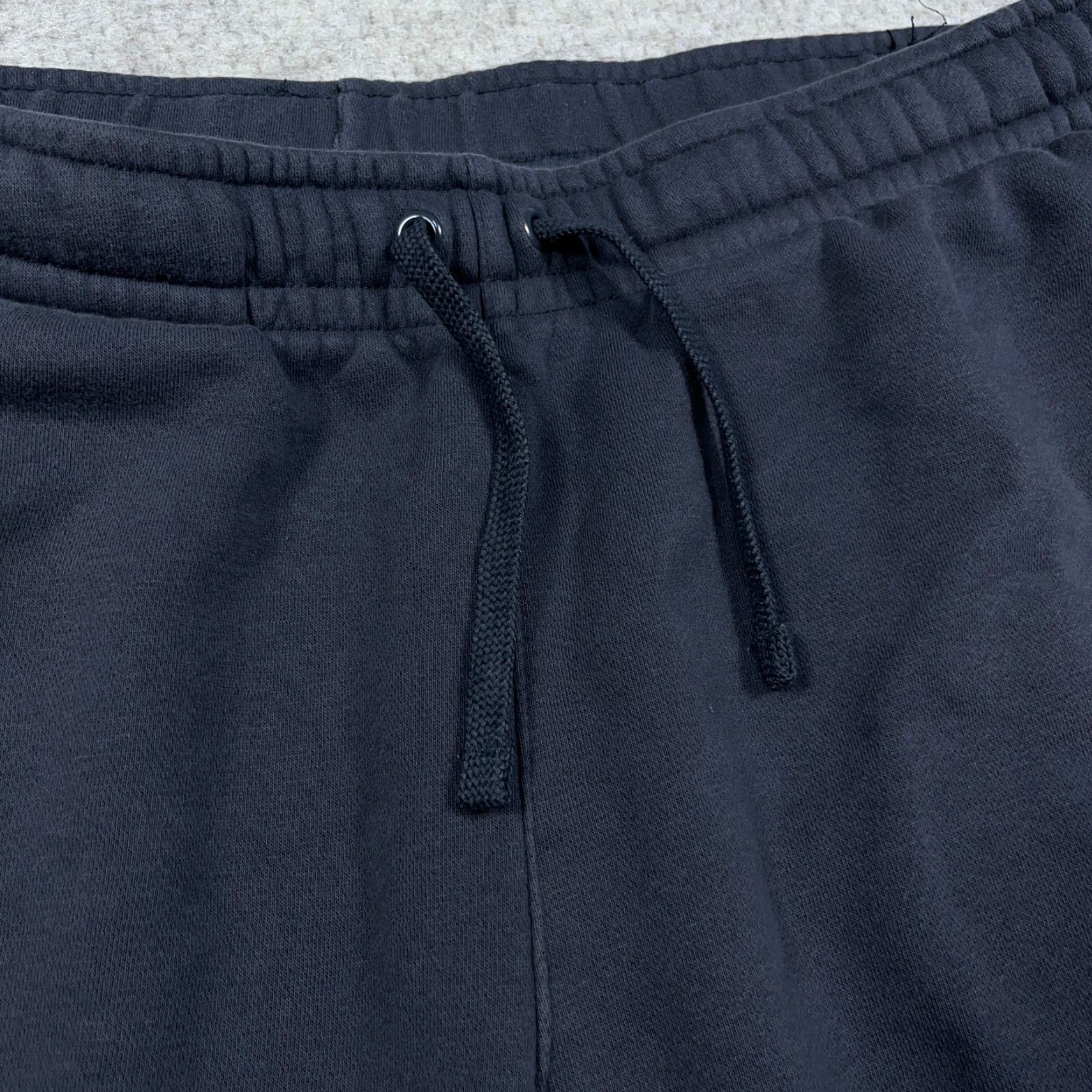 Nike Nike Sweat Shorts Men XL Gray Fleece Basic Retro Gym Training Adult Sweatpants Color Gray Nike Brand Logo Modern Sports 80s? Size US 36 / EU 52 - 6 Thumbnail