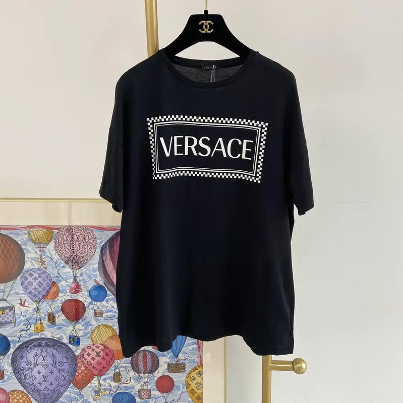 Versace Versace Women's Black Cotton Short Sleeve T-Shirt 0089 Size M / US 6-8 / IT 42-44 - 1 Thumbnail