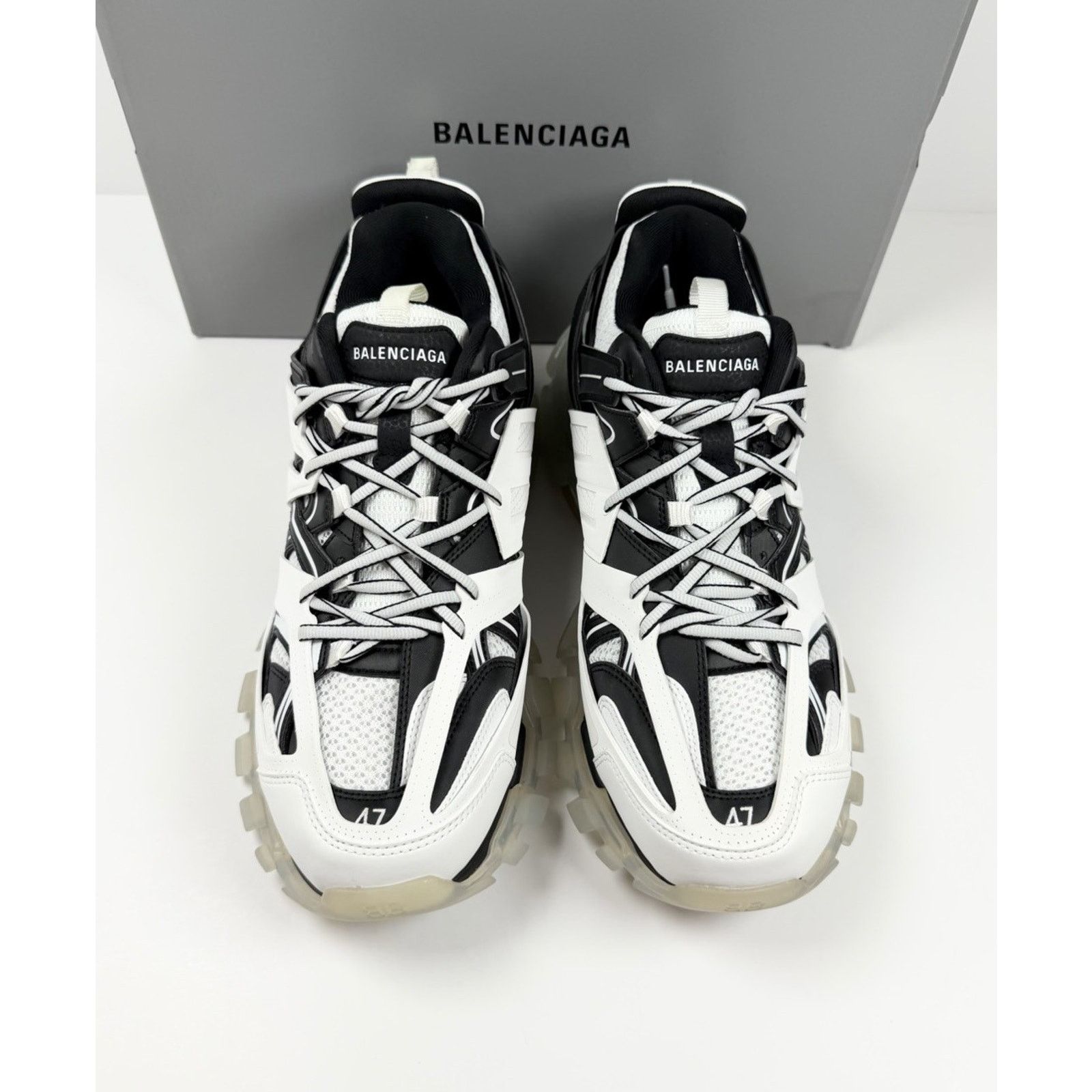 Balenciaga Size 47EU/14US - Balenciaga Track Black White Sneakers NEW Size US 14 / EU 47 - 2 Thumbnail
