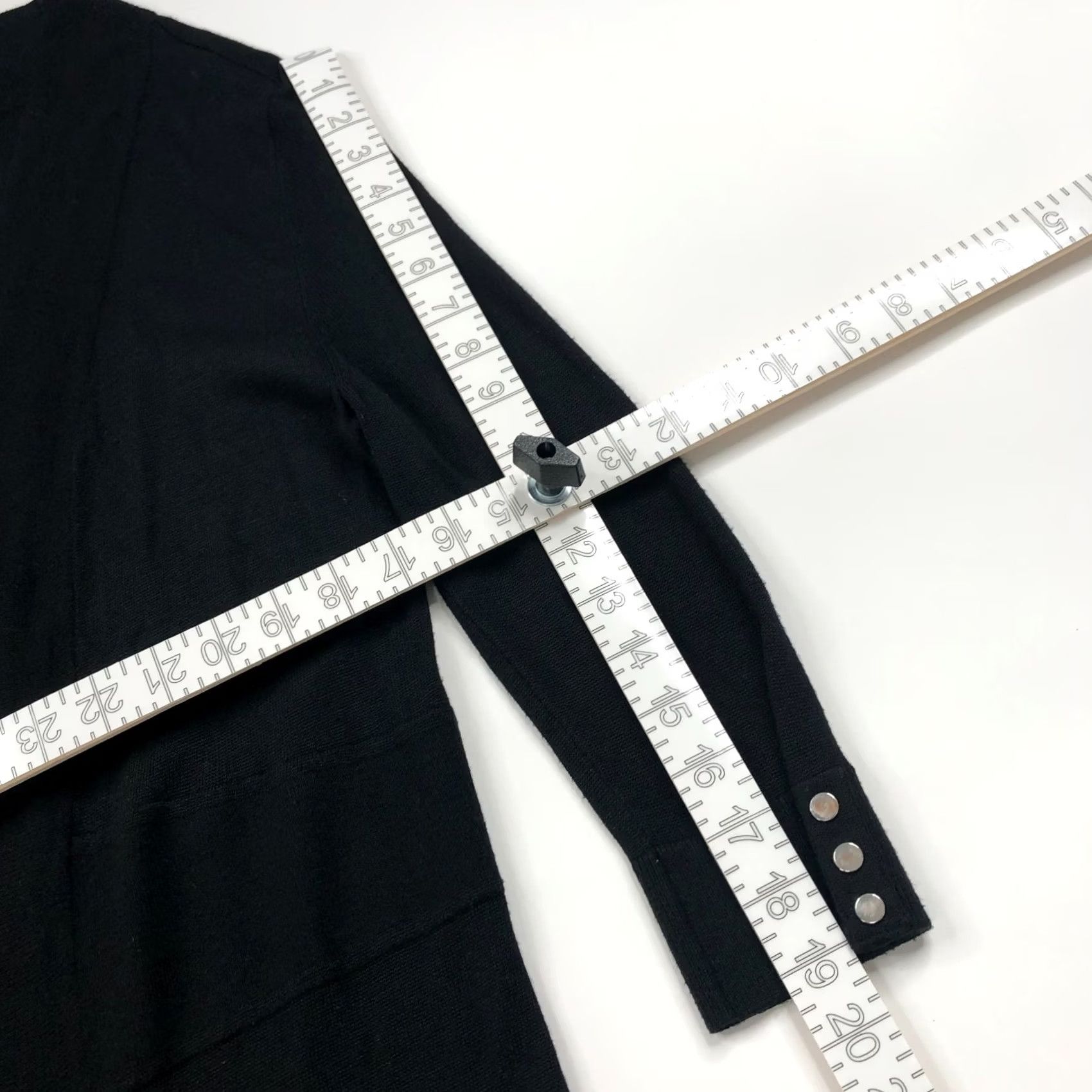 White House Black Market White House Black Market Cardigan Sweater Open Front Black Knit M Womens Long Sleeve V-Neck Size M / US 6-8 / IT 42-44 - 5 Thumbnail