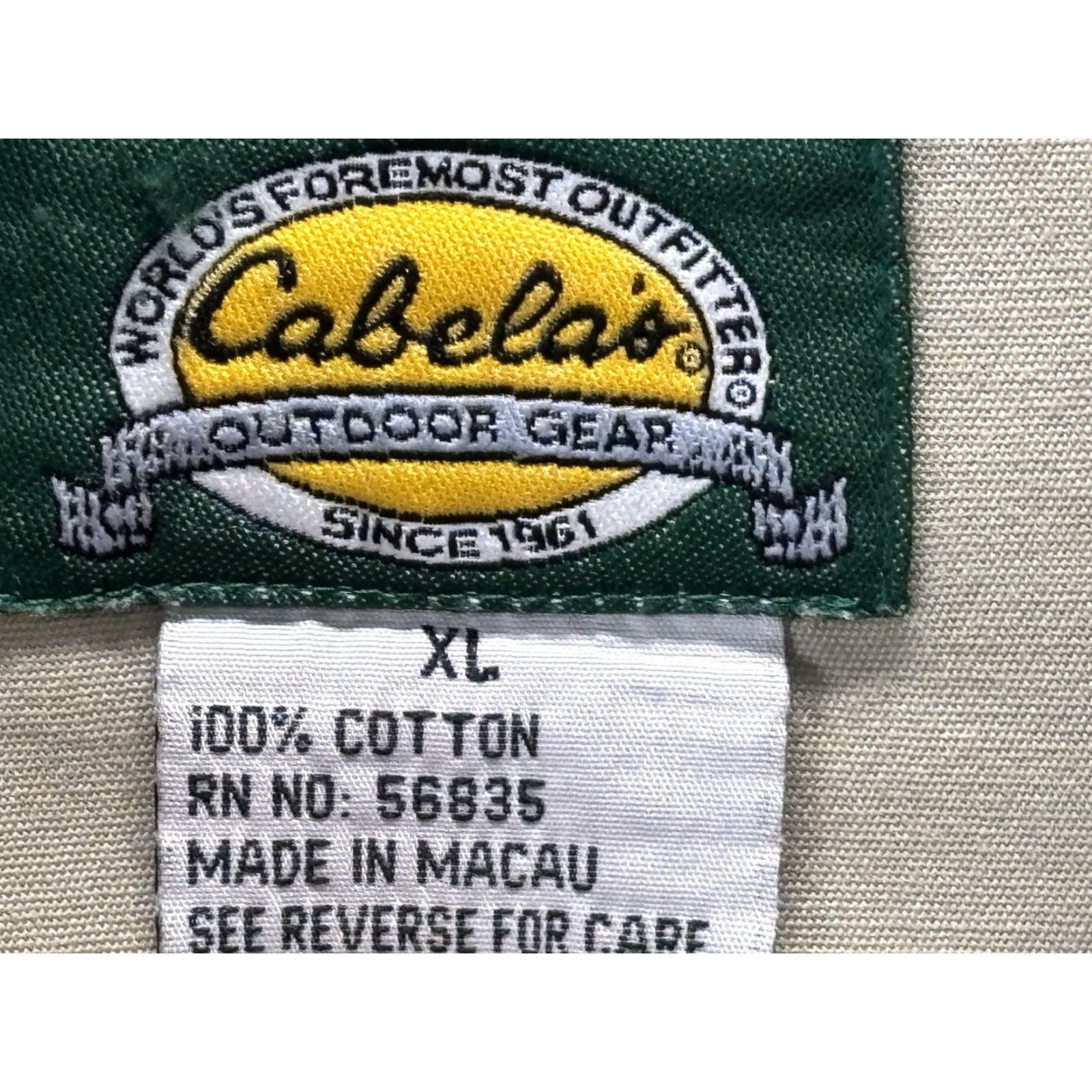 Vintage VINTAGE Cabela’s Shirt Men’s XL Tan Button-Up Shoulder Patches 2 Pocket READ 90s Outdoor Mens Size US XL / EU 56 / 4 - 4 Thumbnail
