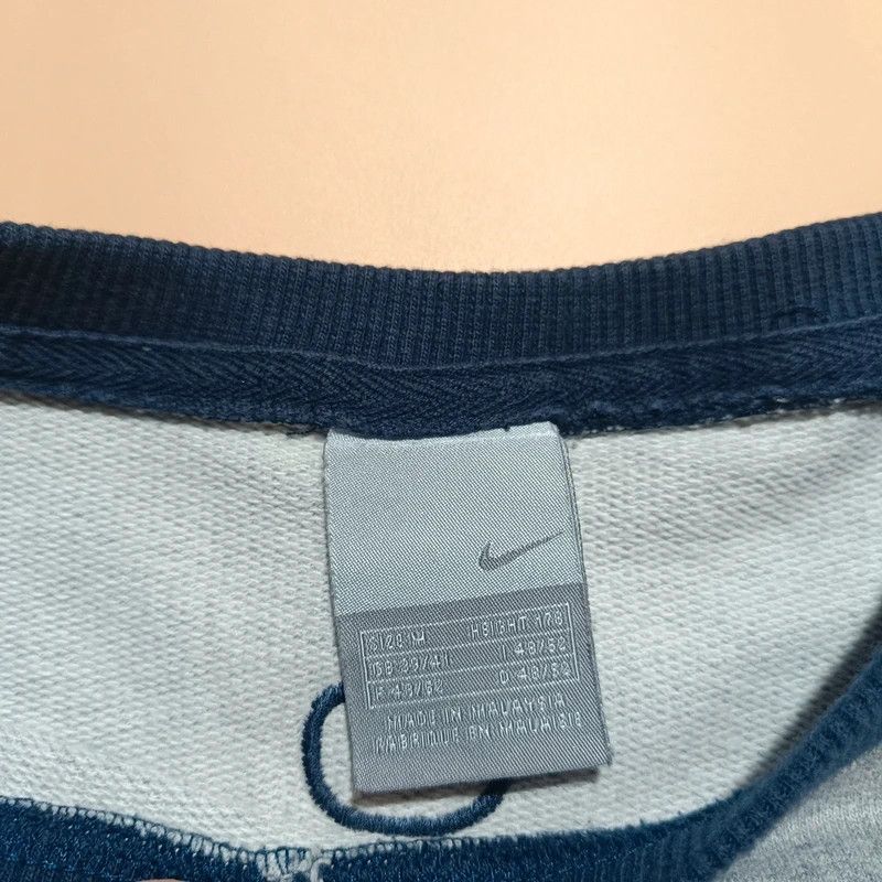 Nike Vintage Y2K NIKE Big Center Swoosh Grey Blue Sweatshirt M Size US M / EU 48-50 / 2 - 7 Thumbnail