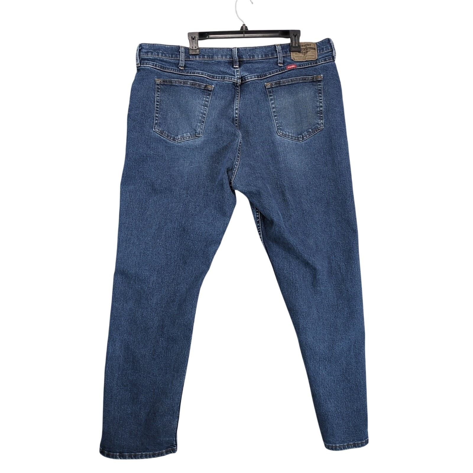 Wrangler Wrangler Men's 42x32 Straight Leg Stretch Denim Blue Jeans Size US 42 / EU 58 - 2 Thumbnail