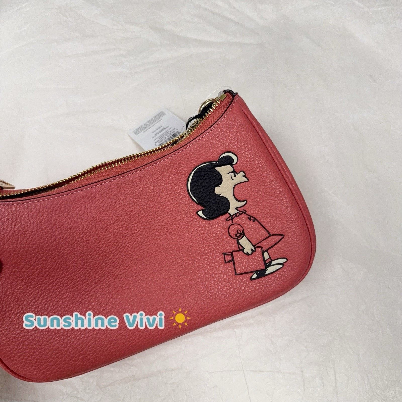 Coach NWT COACH x PEANUTS Teri Shoulder Lucy Bright Coral CBM32 Size ONE SIZE - 3 Thumbnail
