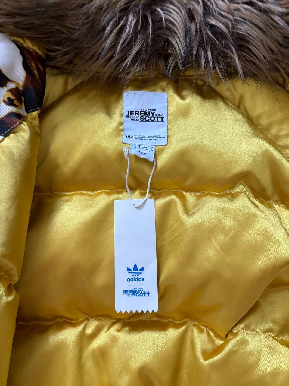 Adidas × Jeremy Scott Jeremy Scott Oversize Bomber Full Zip Fur Hood Size M / US 6-8 / IT 42-44 - 12 Thumbnail