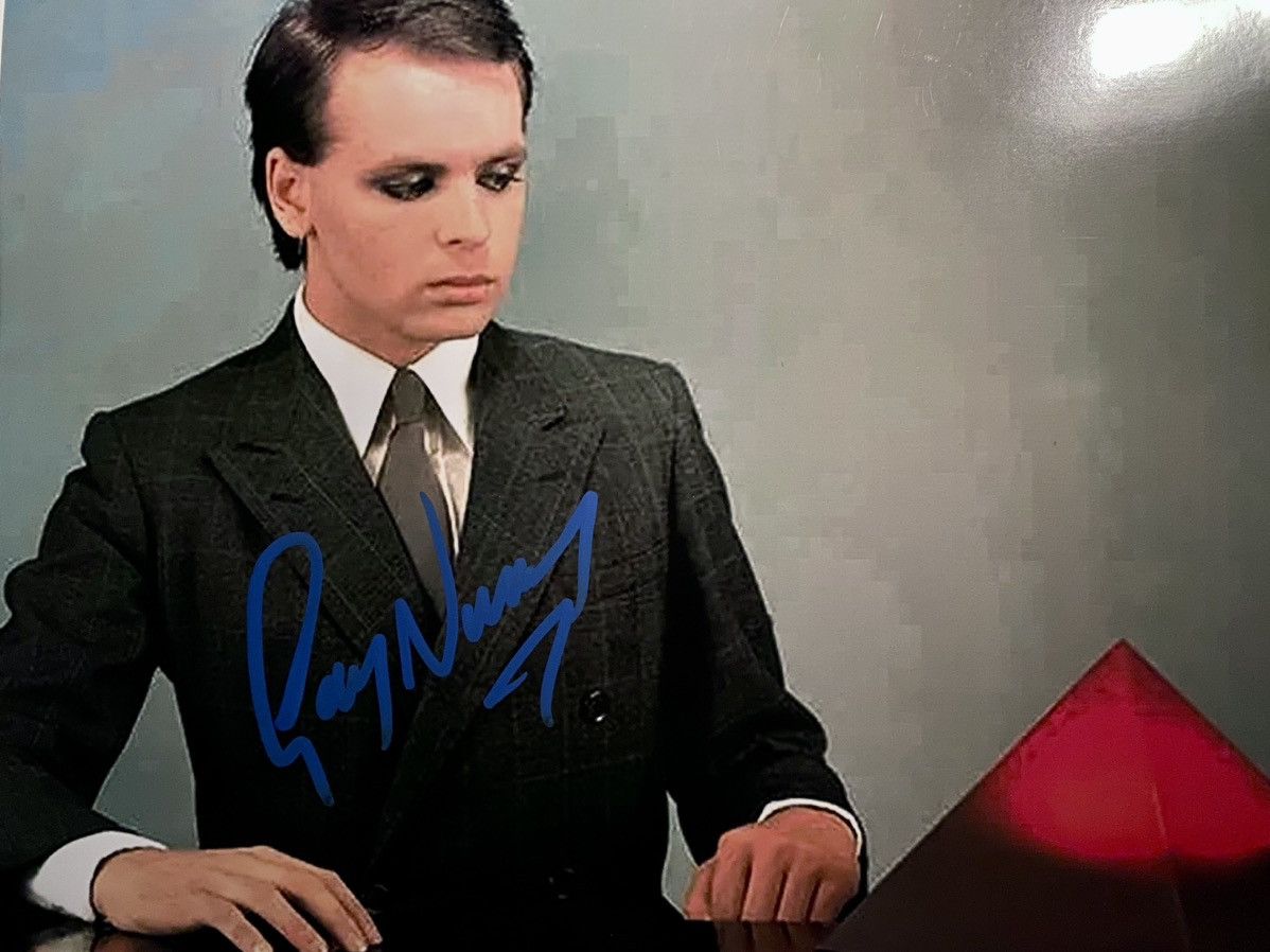 Band Tees Gary Numan signed autograph photo Depeche Mode Kraftwerk Size ONE SIZE - 1 Preview