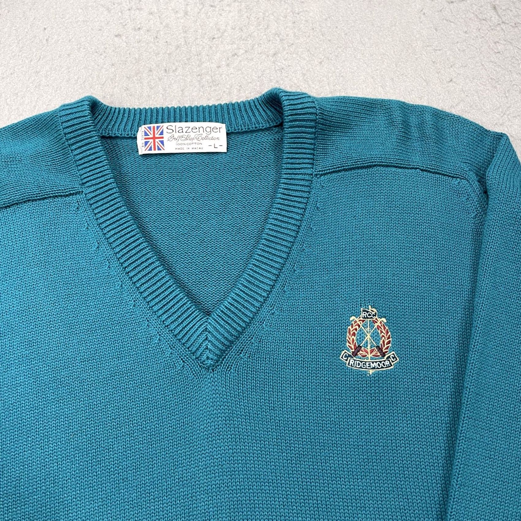 Vintage VINTAGE Slazenger Mens Large Blue V-Neck Golf Sweater Knit Pullover 90s Ridgemoor CC Size US L / EU 52-54 / 3 - 2 Thumbnail