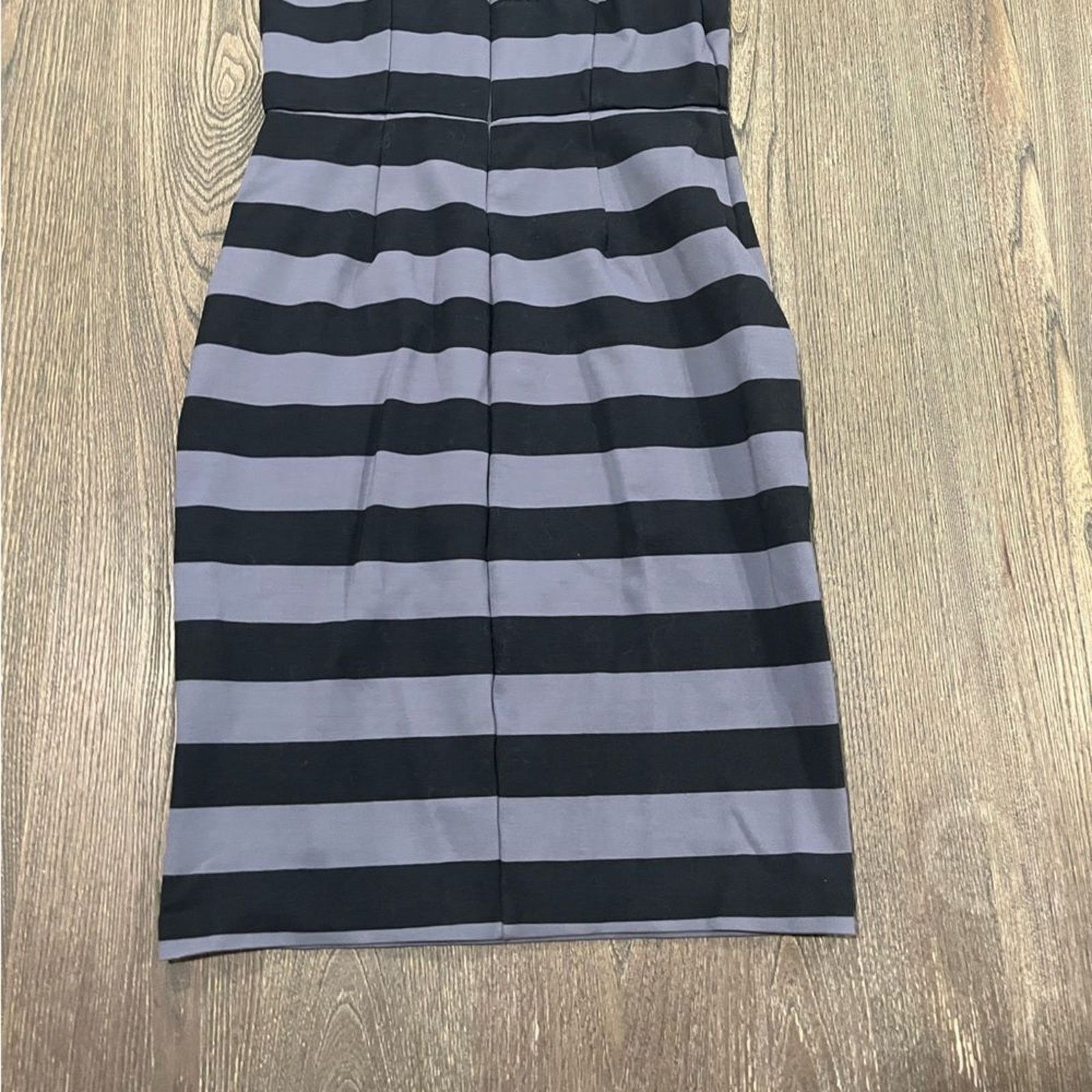 Victoria's Secret Victoria's Secret Gray Black Striped Sheath Dress Size 10 Size L / US 10 / IT 46 - 7 Thumbnail