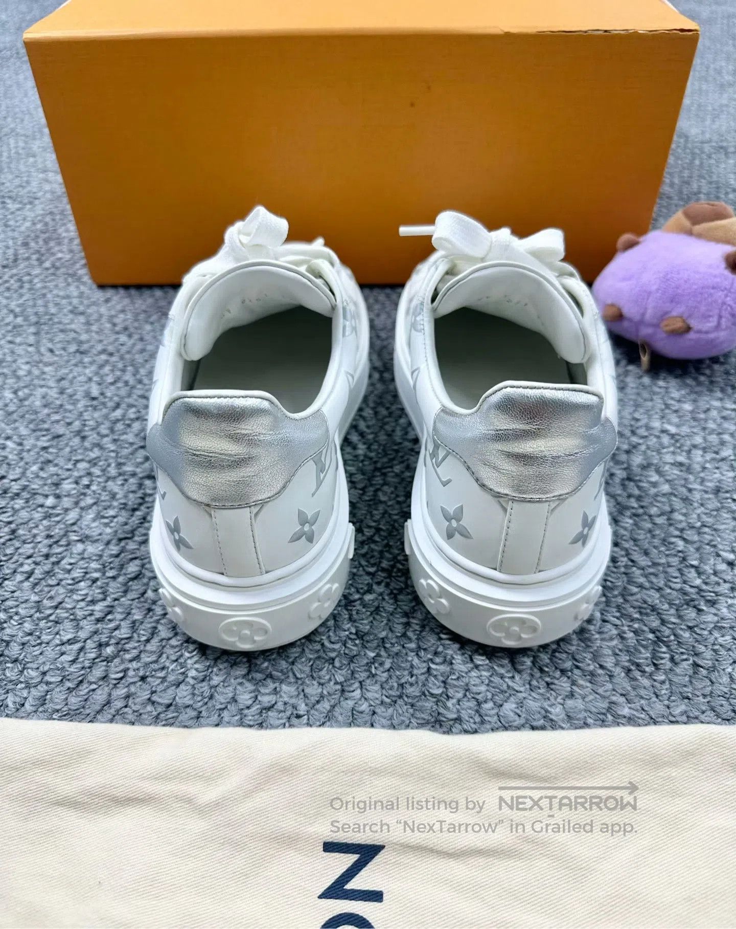 Louis Vuitton Louis Vuitton White Monogrammed Logo Leisure Sneakers| Size US 5.5 / IT 35.5 - 3 Thumbnail