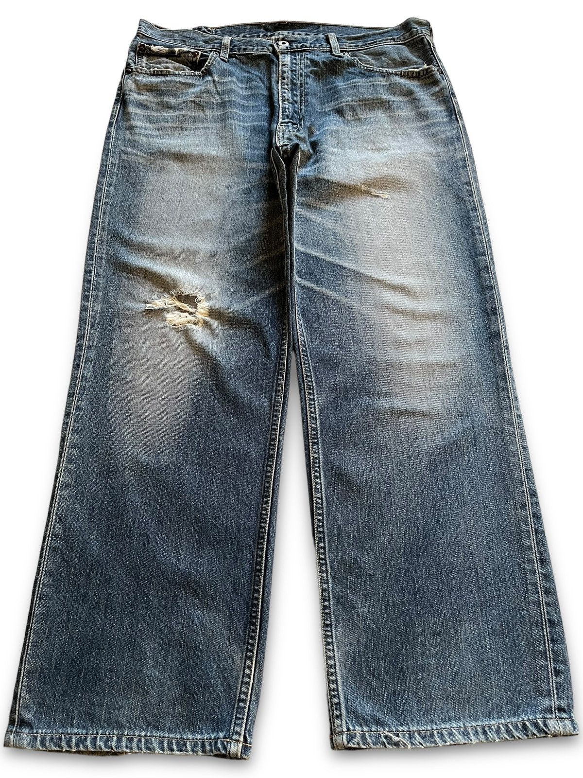 Levi's Vintage 90s Levis 502 Blue Wash Distressed Baggy Jeans Size US 37 - 1 Thumbnail