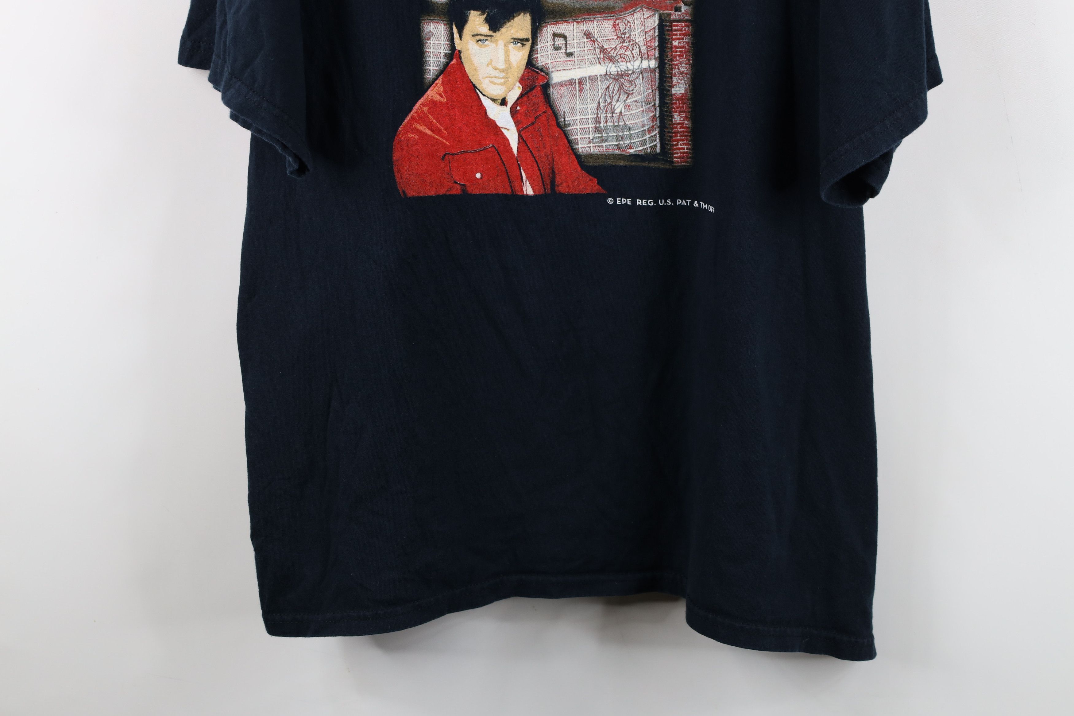 Vintage Vintage Y2K Spell Welcome To Graceland Elvis Presley T-Shirt Size US XXL / EU 58 / 5 - 3 Thumbnail