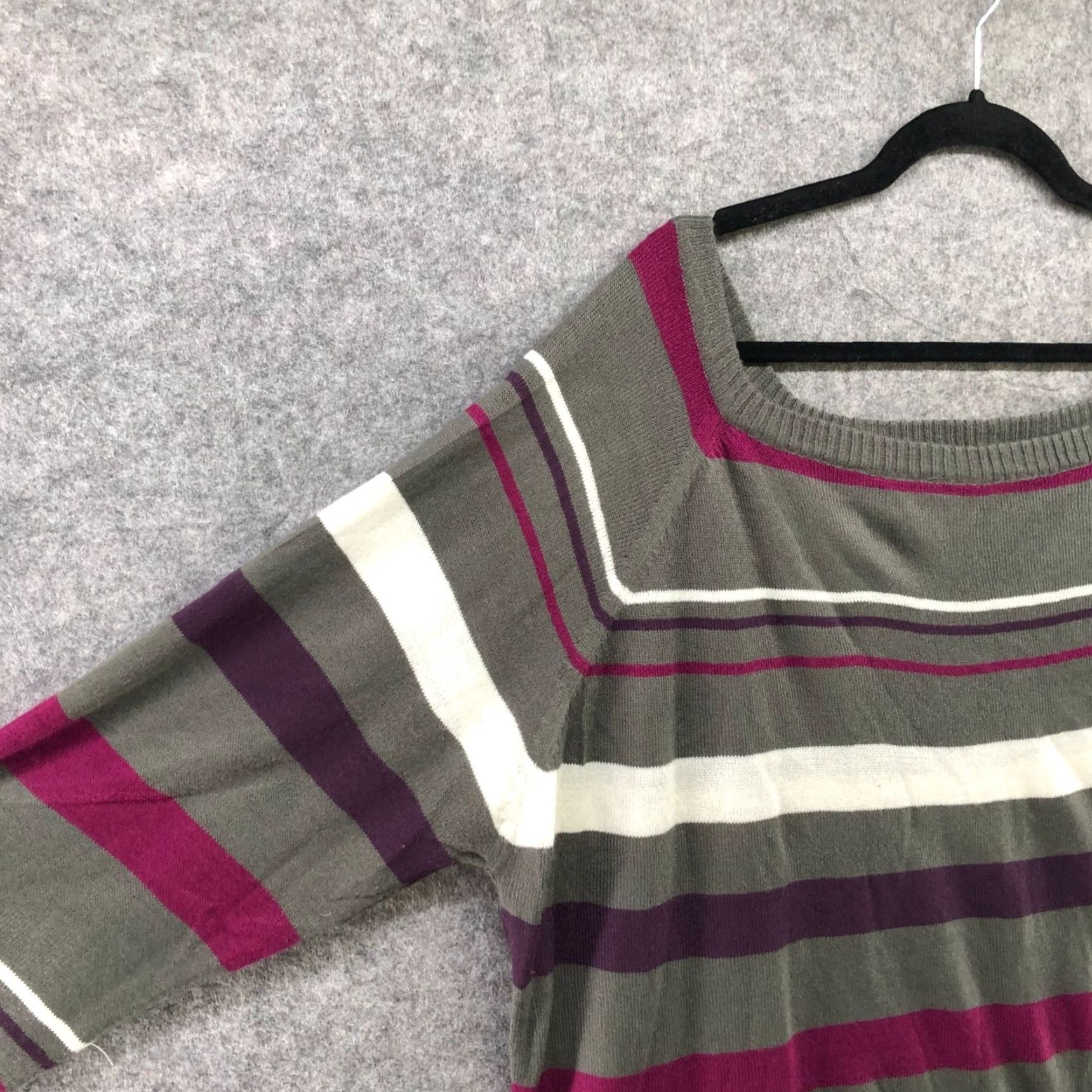 Vintage VINTAGE Extra Touch Plus Size 3X Gray Striped Pullover Tunic Sweater Long Sleeve Square Neck Womens Size XXL / US 16-18 / IT 52-54 - 5 Thumbnail