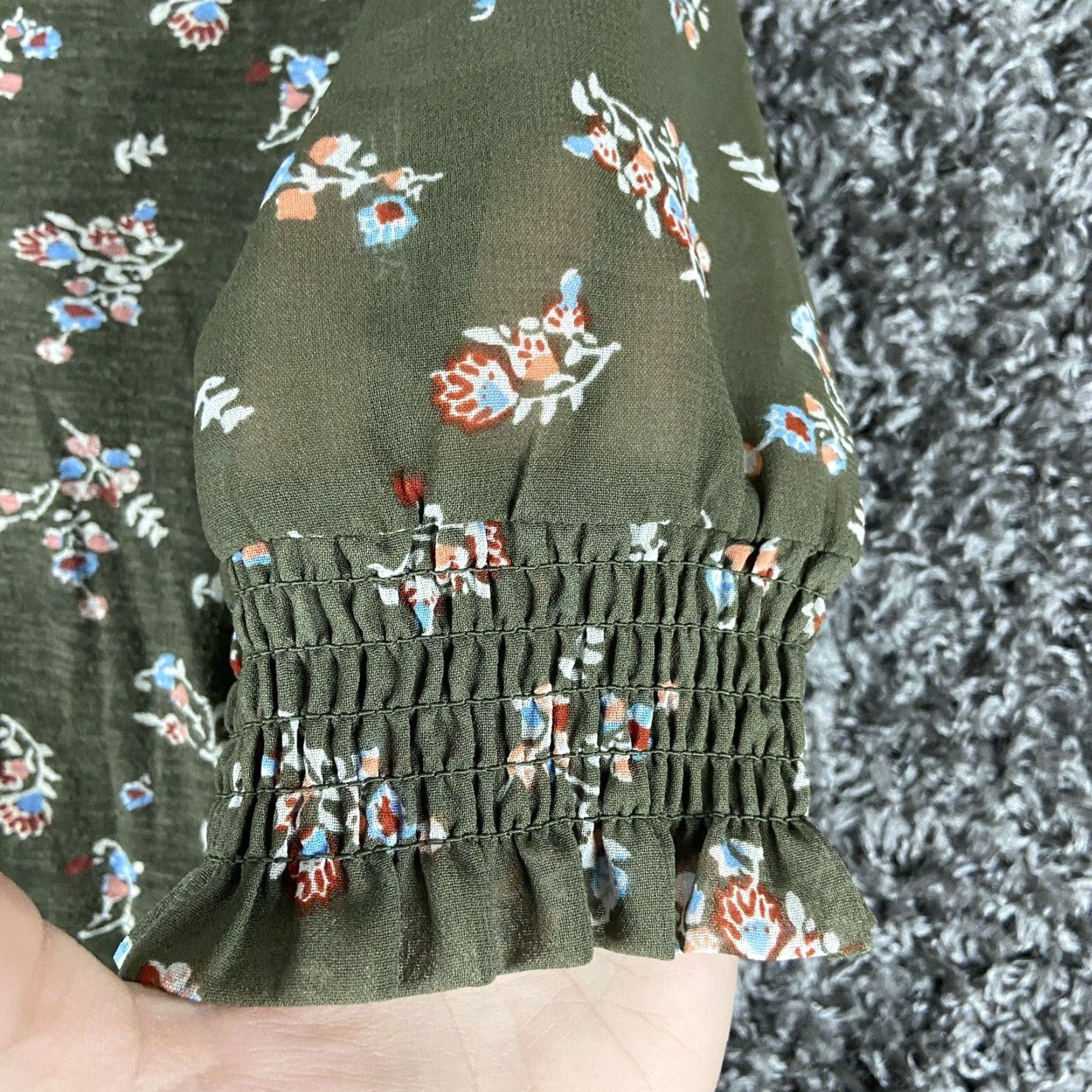 Lucky Brand Lucky Brand Blouse Women’s XS Sheer Sleeves Floral Pattern Multicolored Size XS / US 0-2 / IT 36-38 - 4 Thumbnail