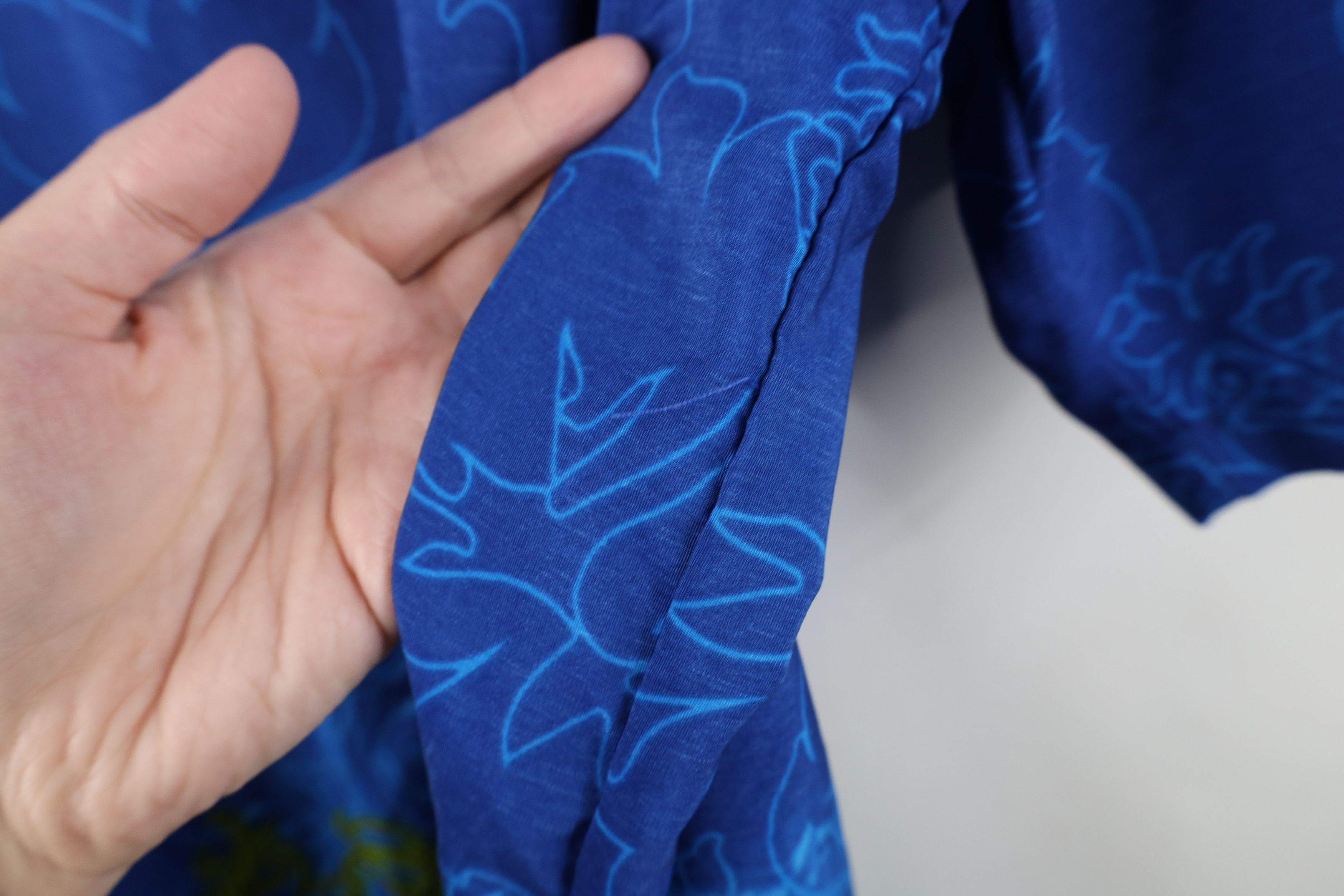 Vintage Vintage 90s Y2K Streetwear Fire Flames Hawaiian Button Shirt Size US XL / EU 56 / 4 - 9 Thumbnail