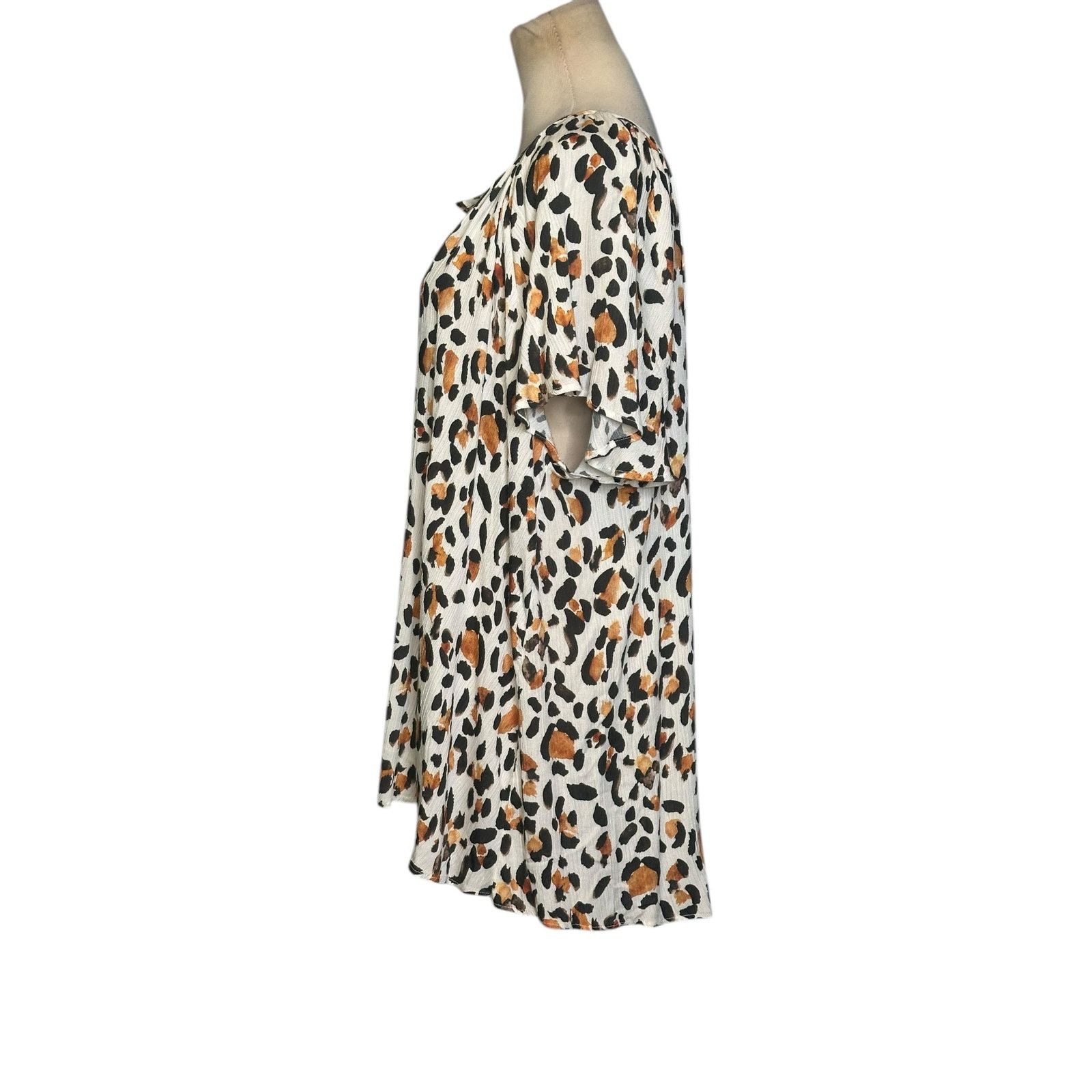 Show Me Your MuMu Show Me Your Mumu animal print tunic blouse size Medium Size M / US 6-8 / IT 42-44 - 7 Thumbnail