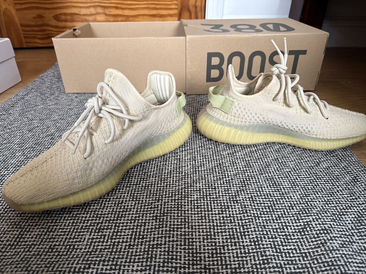 Other Yeezy boost 350 V2 “Flax” Size US 10 / EU 43 - 2 Thumbnail