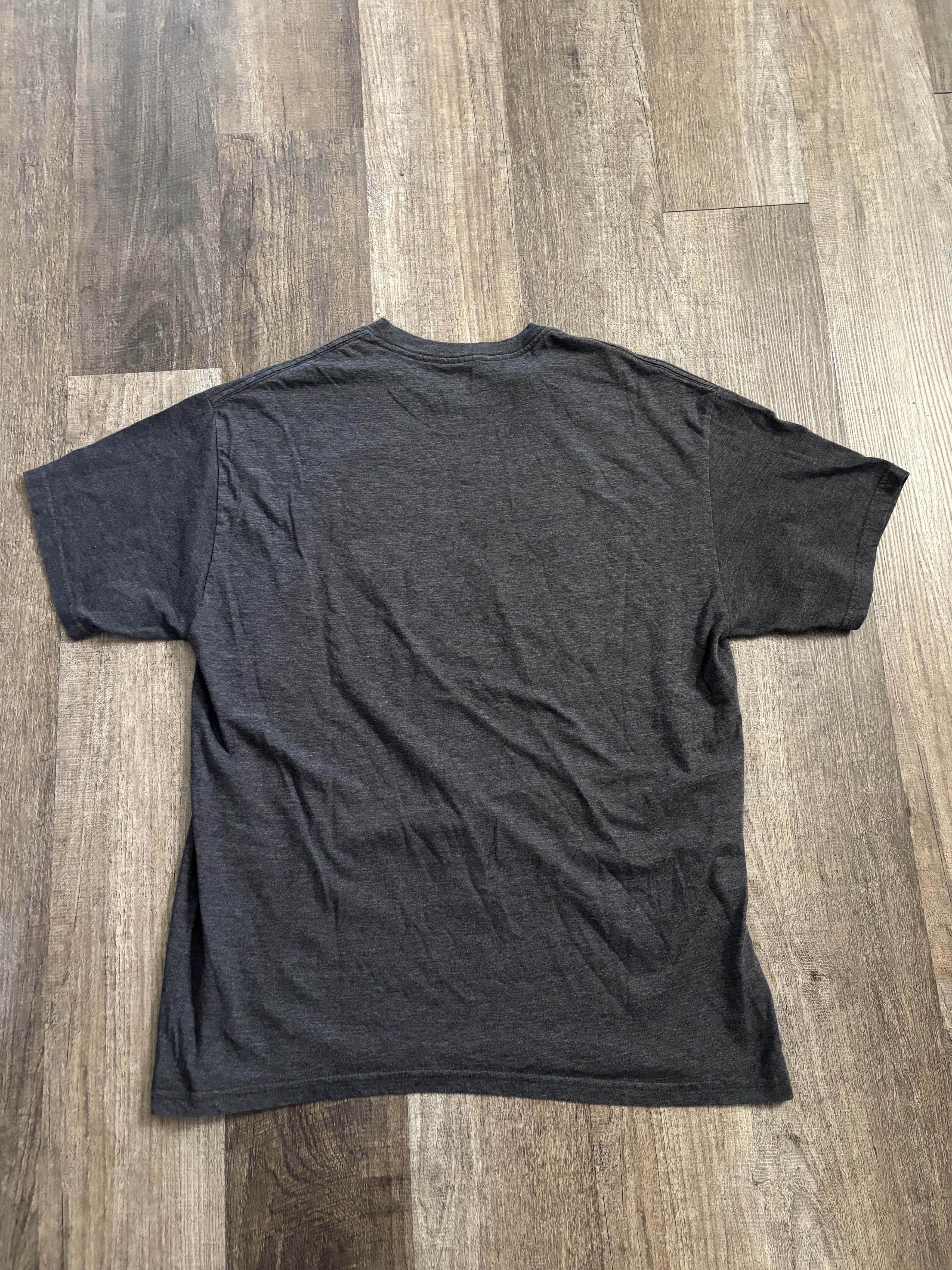 DC DC Shoes Triangle Logo Tee Shirt Size US L / EU 52-54 / 3 - 3 Thumbnail