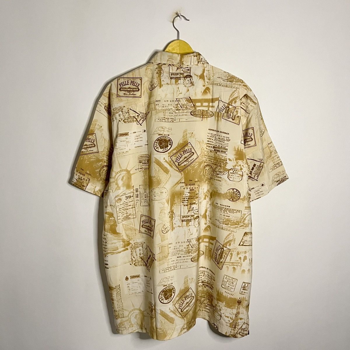 Pelle Pelle Pelle Pelle Newspaper Print Button Up Shirt Vintage 90s Size US XL / EU 56 / 4 - 5 Thumbnail