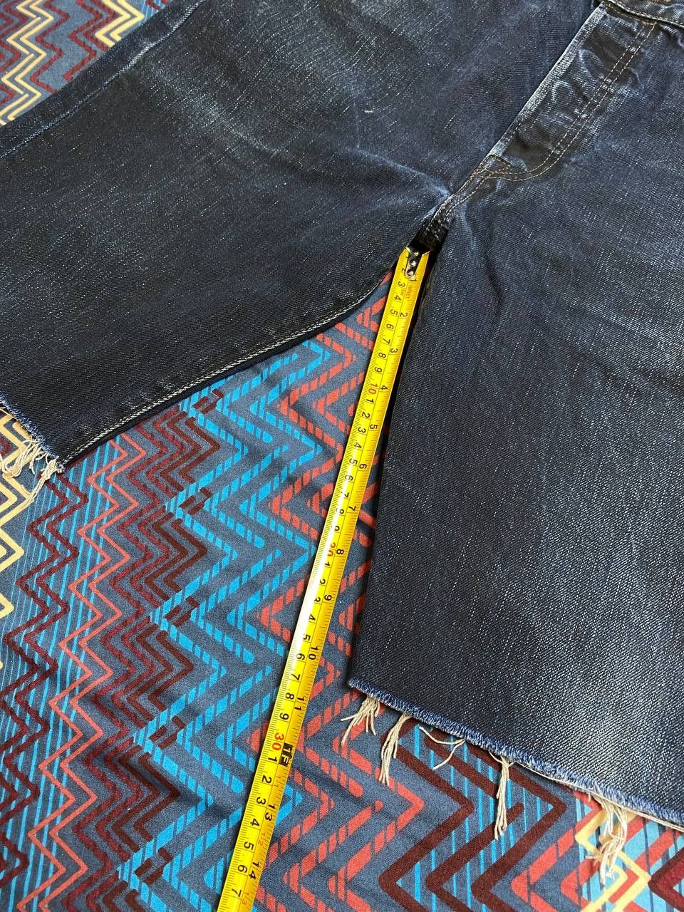 Levi's × Vintage Vintage Y2K Levis 501 Avant Garde faded Denim Logo Shorts Size US 34 / EU 50 - 11 Thumbnail