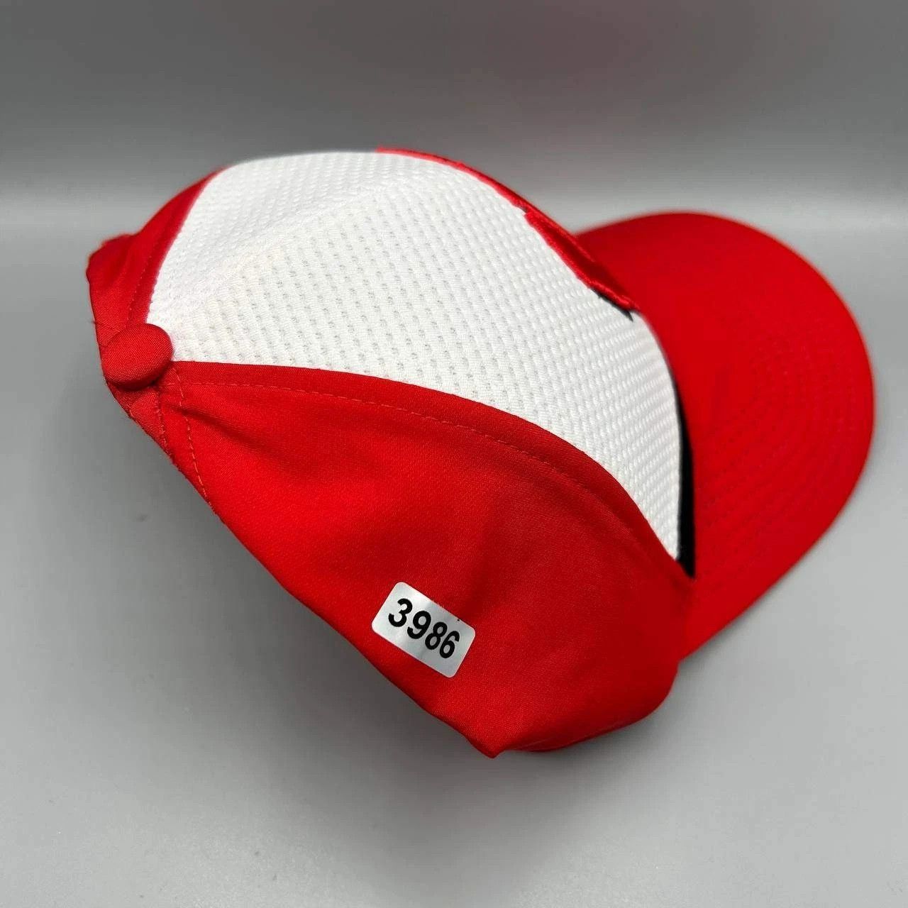Other Wisconsin Badgers M-L Embroidered Fanatics Stretch Fitted Size ONE SIZE - 8 Thumbnail