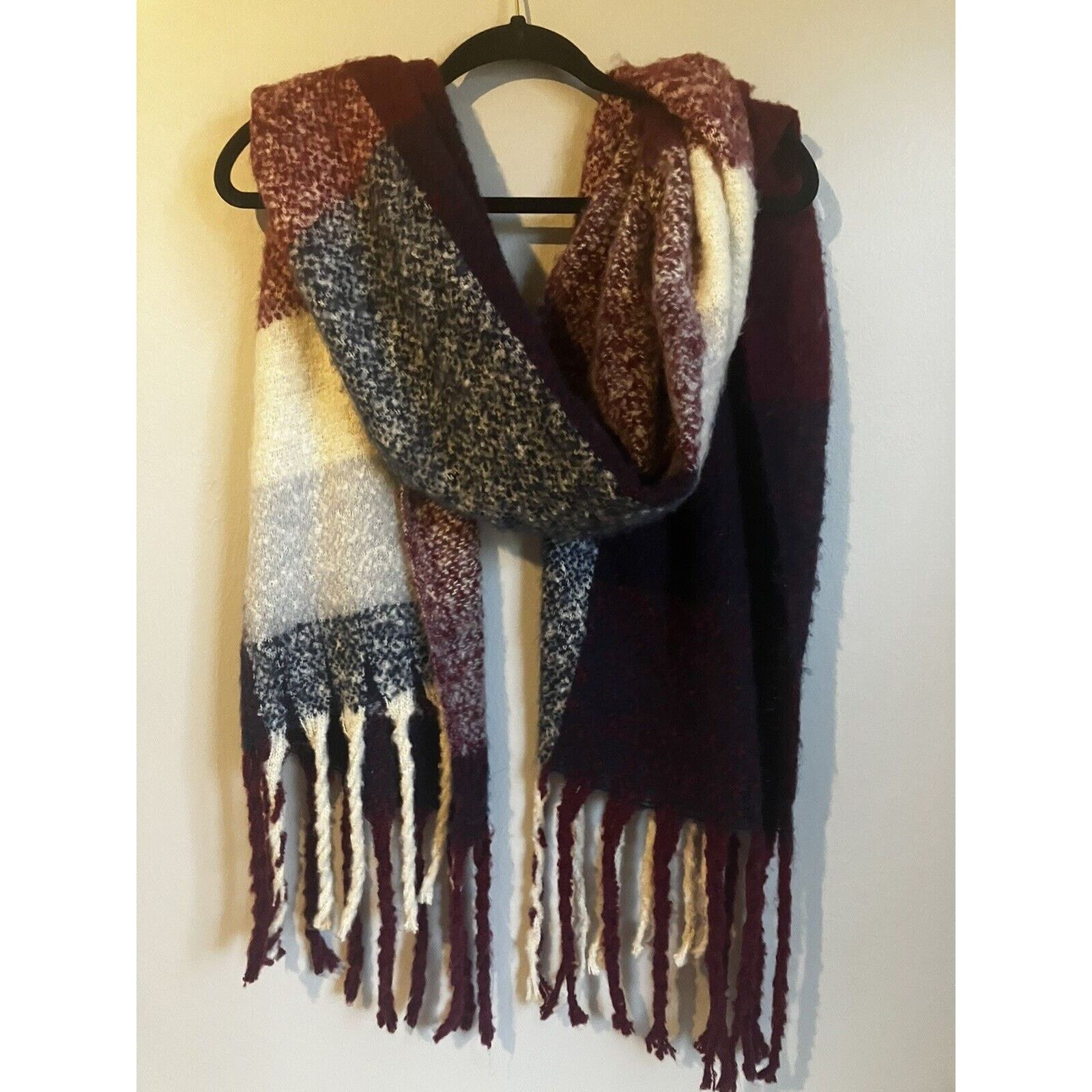 Other Oversized Fashion Apparel Scarf very soft Size ONE SIZE - 1 Thumbnail