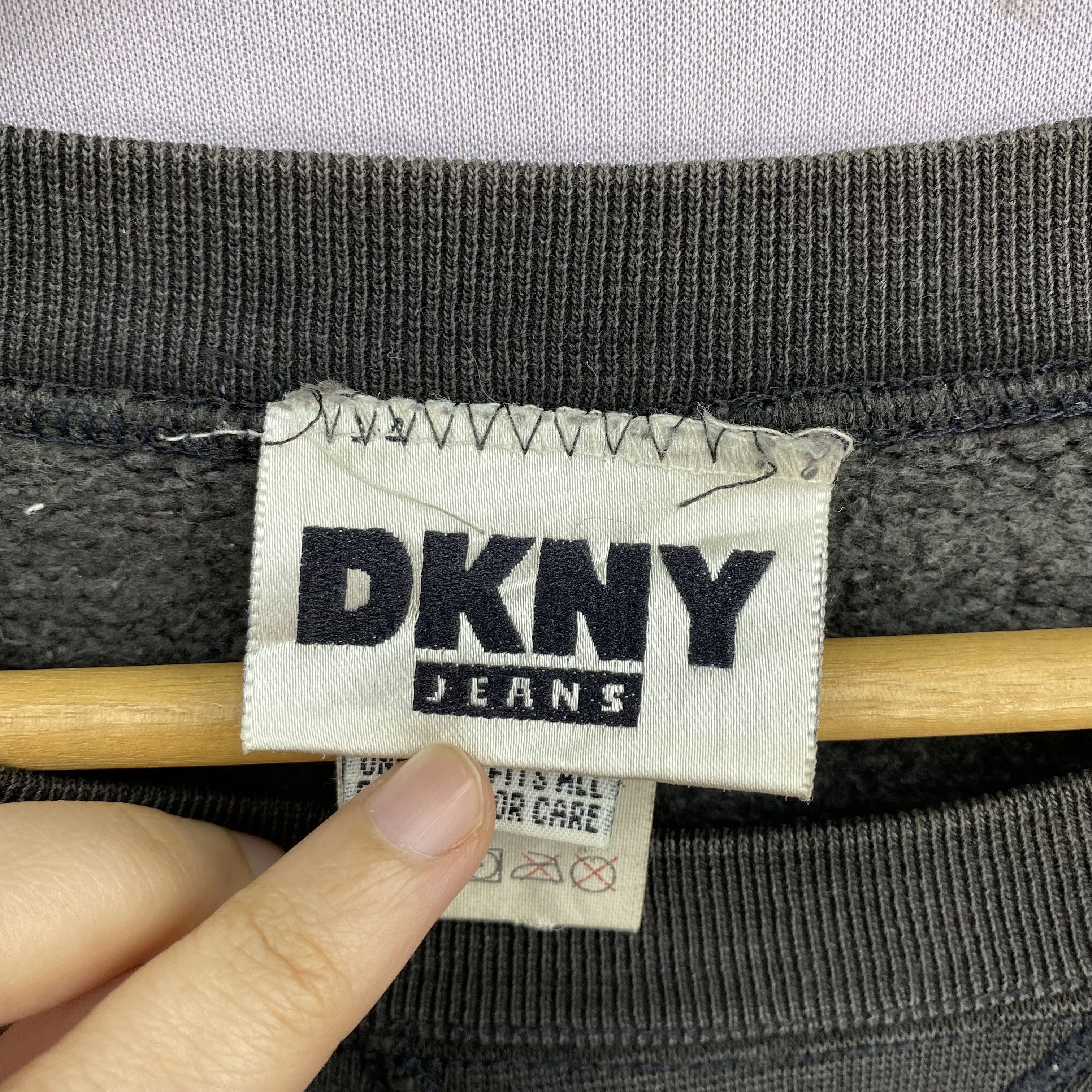 DKNY Vintage 90s DKNY Sweater Donna Karan Spell Out Sweatshirt Size US XL / EU 56 / 4 - 4 Thumbnail