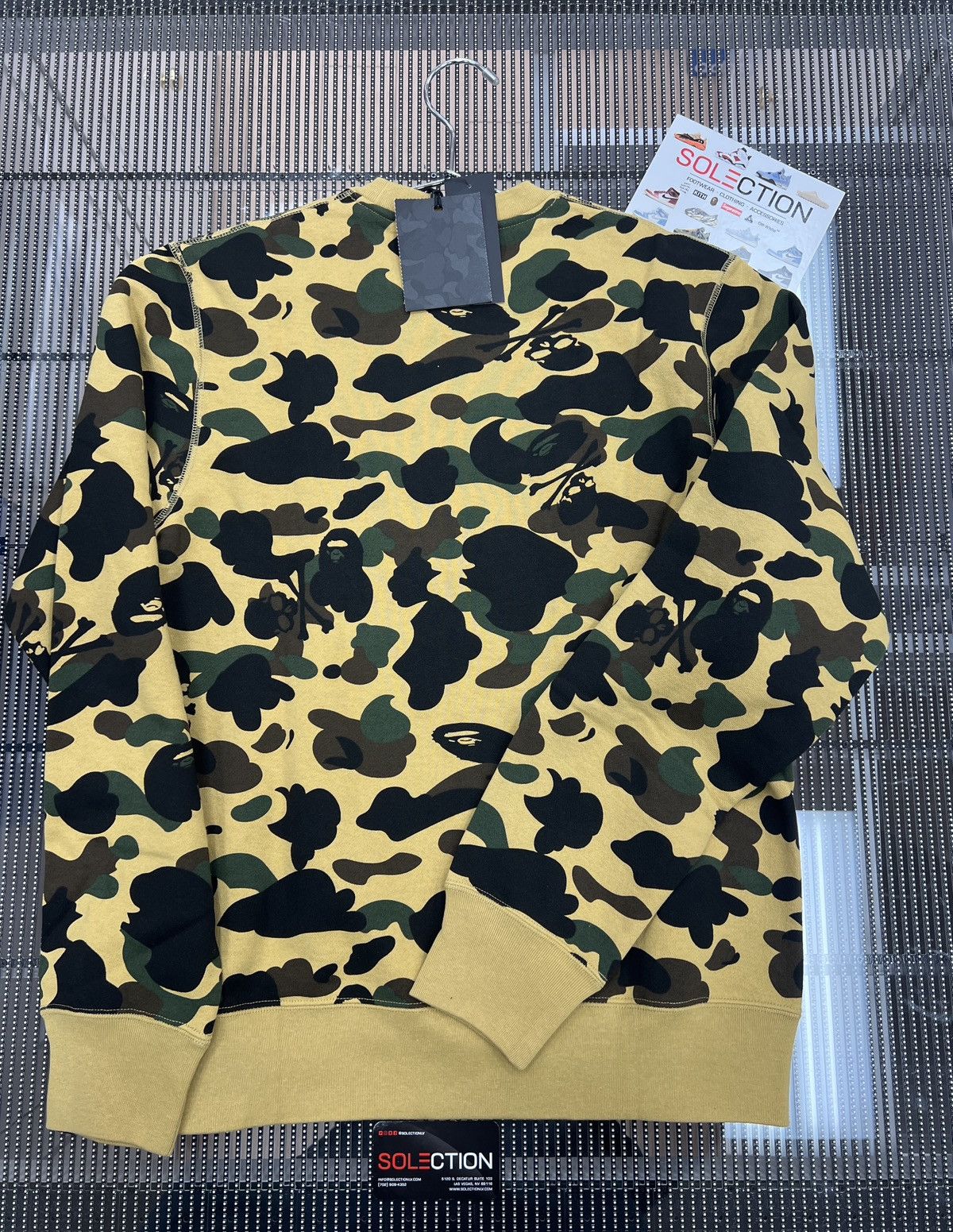 Bape × Mastermind Japan BAPE x MASTERMIND CREWNECK Size US M / EU 48-50 / 2 - 2 Thumbnail