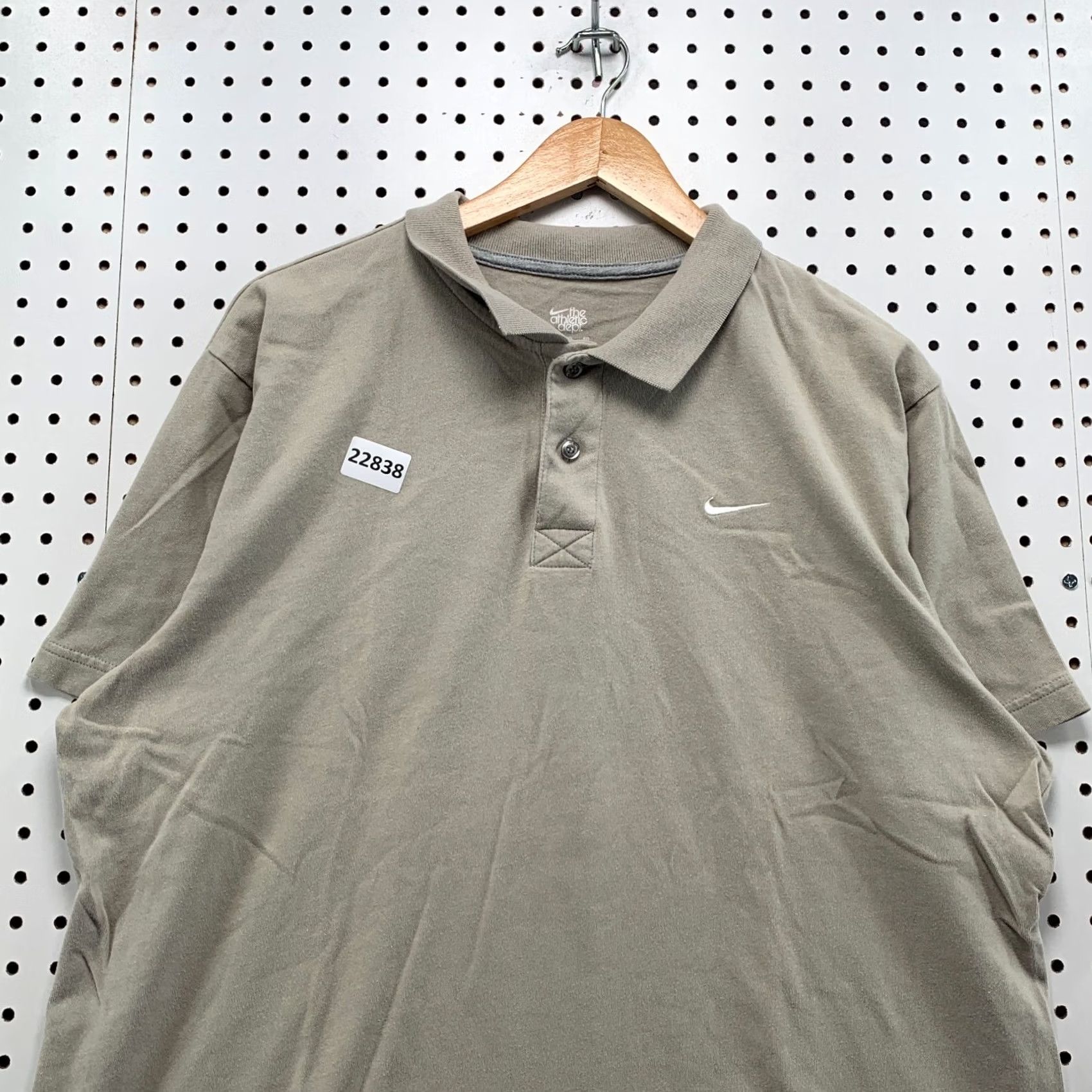 Nike VINTAGE Nike Polo Gray White Embroidered Swoosh Collared Mens XL Size US XL / EU 56 / 4 - 6 Thumbnail