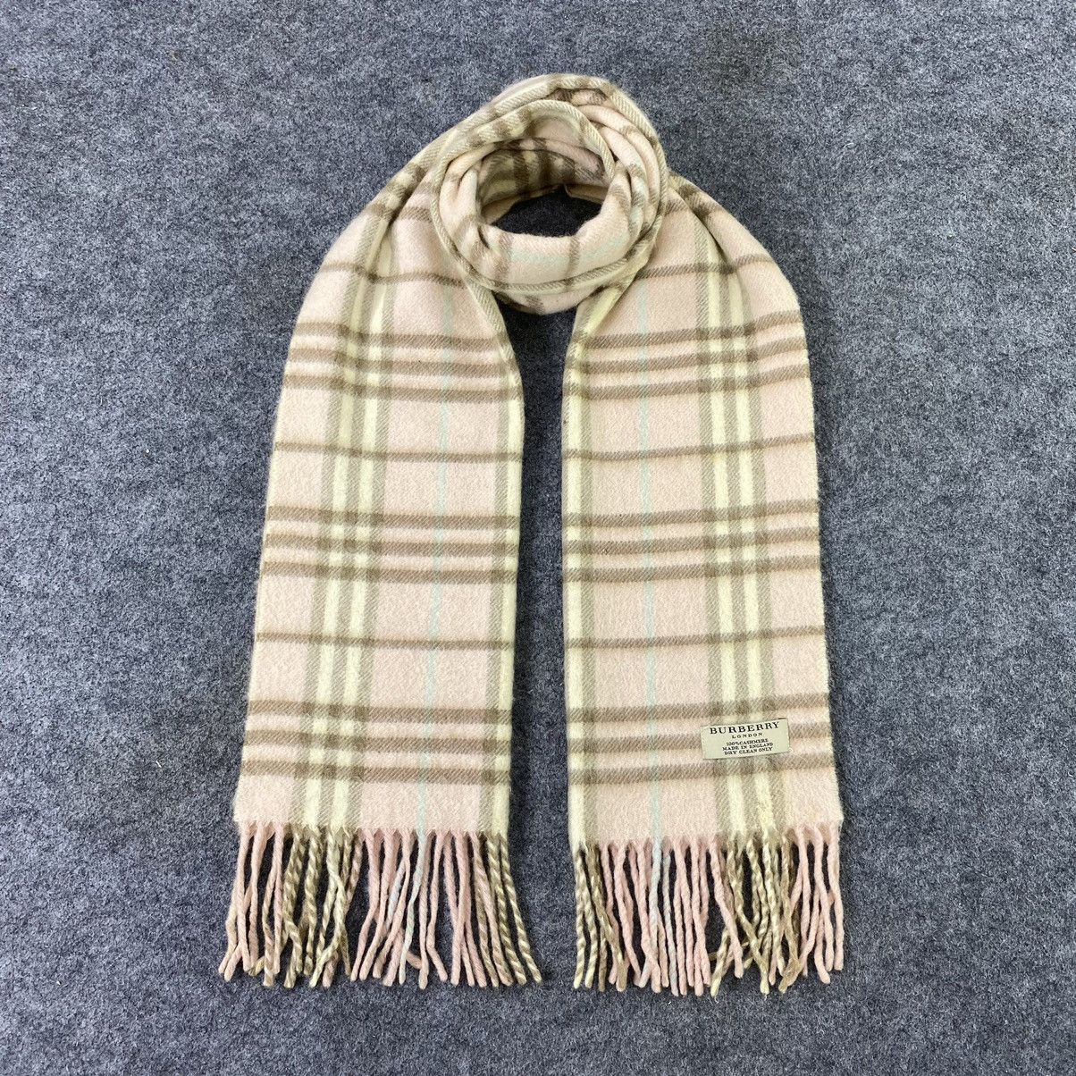 Burberry Cashmere Scarf / Muffler / Neckwear-K015