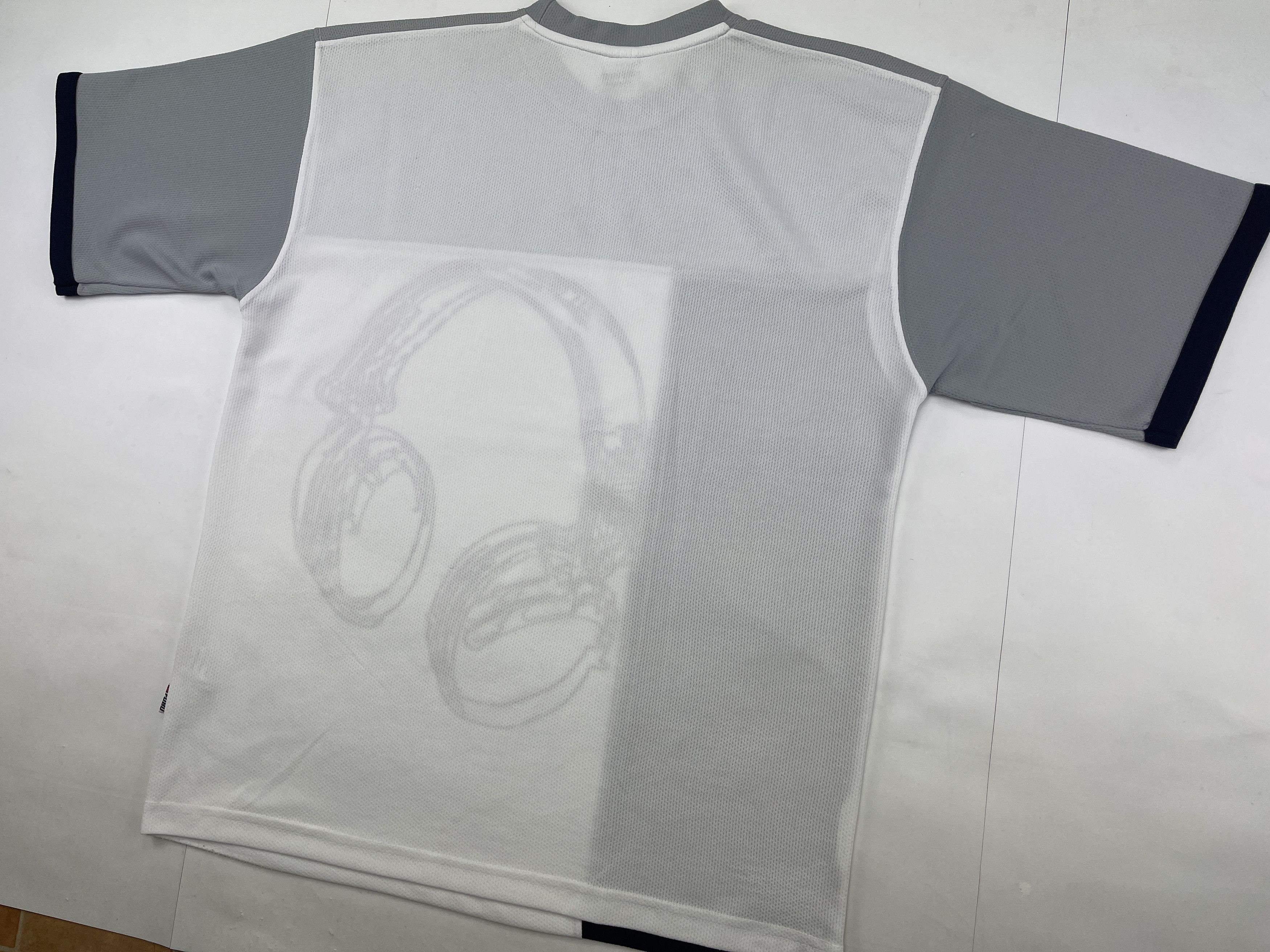Fubu FUBU jersey, vintage hip hop t-shirt, 90s hip hop skater L Size US L / EU 52-54 / 3 - 8 Thumbnail