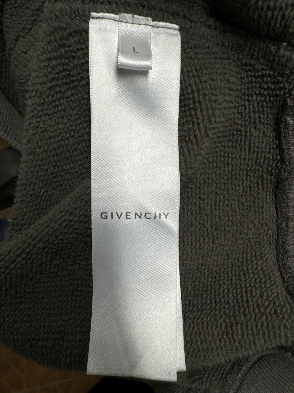 Givenchy Givenchy Chito “Dog” Hoodie Size US L / EU 52-54 / 3 - 5 Thumbnail