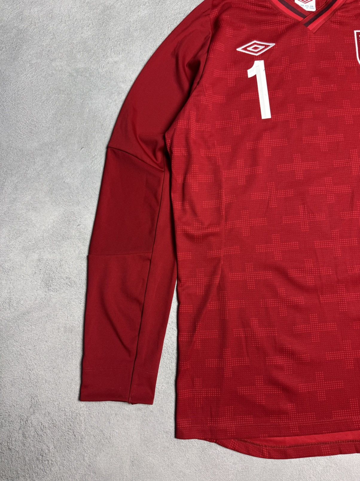 Umbro England 2012 2013 Goalkeeper Shirt Jersey Umbro #1 Hart Size US L / EU 52-54 / 3 - 5 Thumbnail