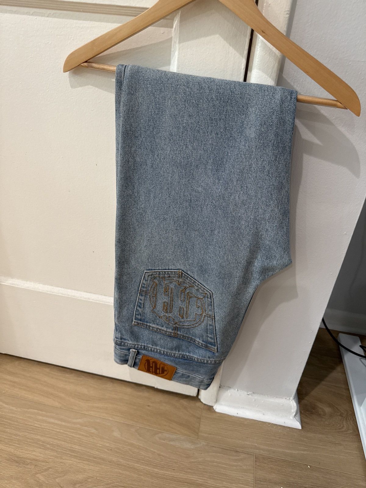 Menace Embossed Target Logo Denim Pants Light Blue size 30 Size US 30 / EU 46 - 3 Thumbnail