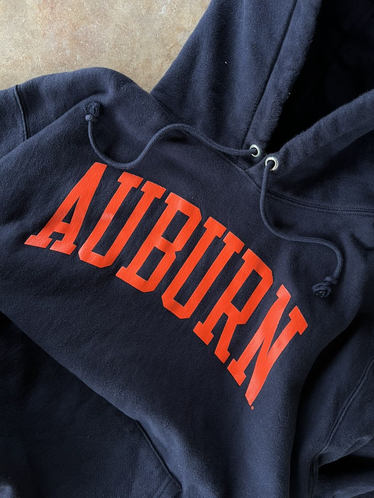 Champion Vintage Champion NCAA Auburn Tigers Sweatshirt Hoodie Size US XL / EU 56 / 4 - 2 Thumbnail