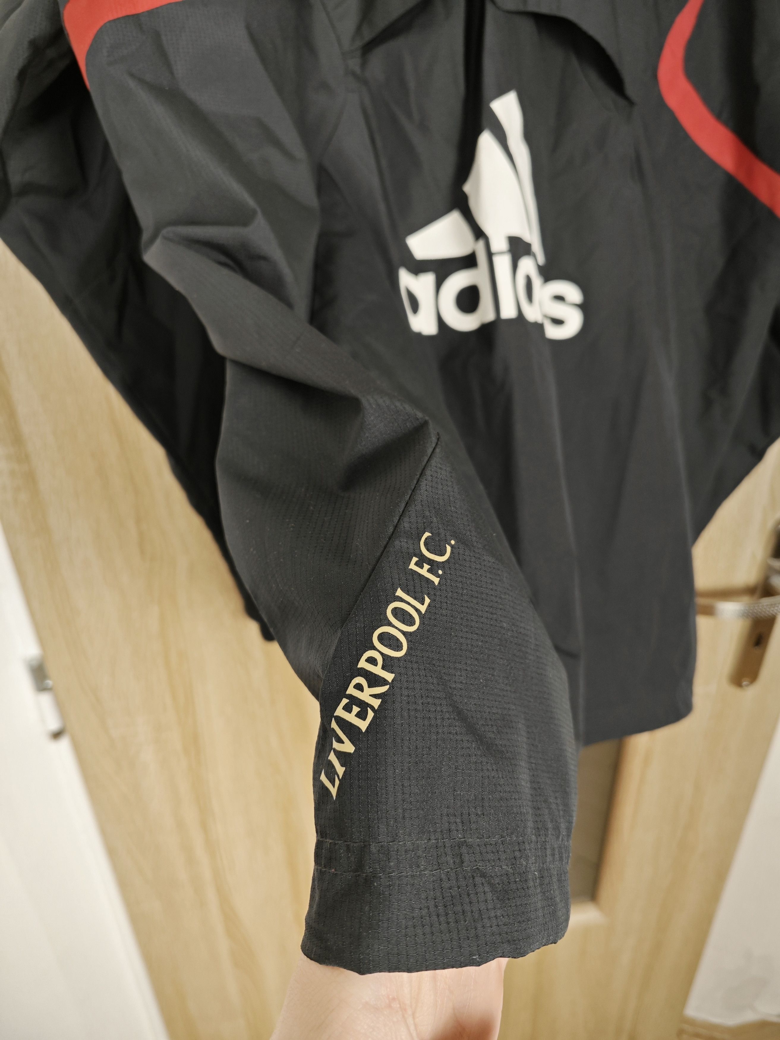 Adidas Adidas Liverpool vintage jacket Size US L / EU 52-54 / 3 - 7 Thumbnail