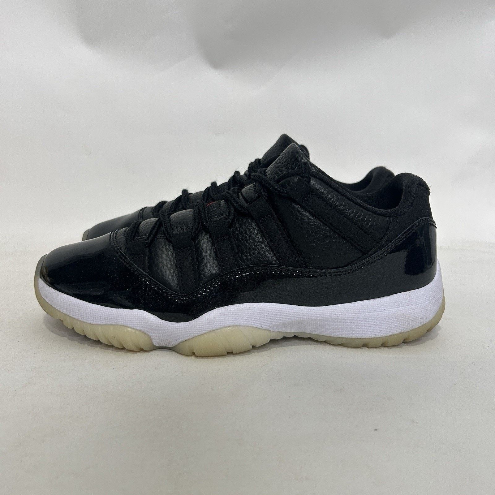 Jordan Brand Nike Air Jordan 11 Retro Low “72-10/Black White” AV2187-001 Size US 8 / EU 41 - 6 Thumbnail