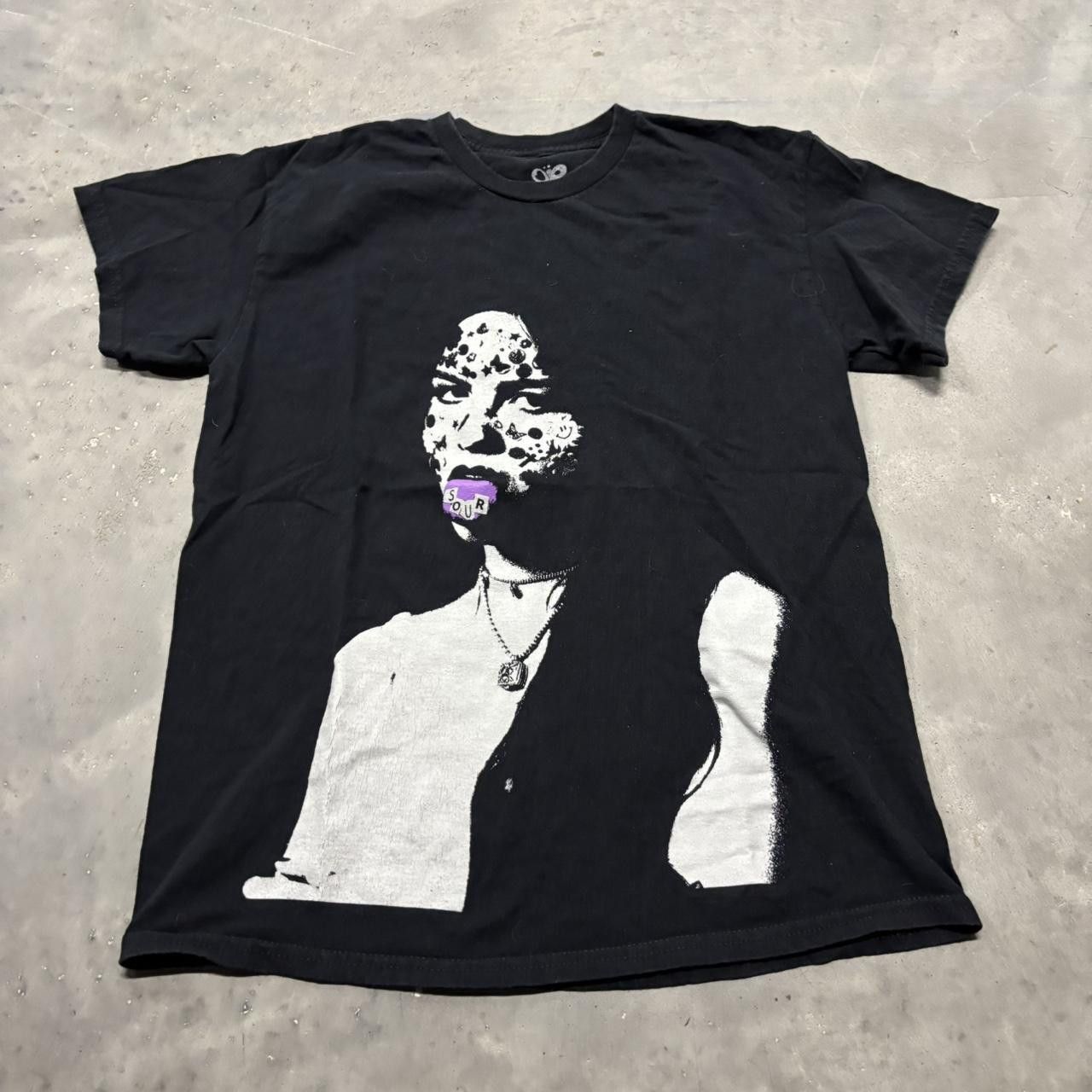 Japanese Brand × Vintage Crazy Vintage Y2K/2000s Black Olivia Rodrigo Streetwear Graphic Tee! Size US M / EU 48-50 / 2 - 1 Thumbnail