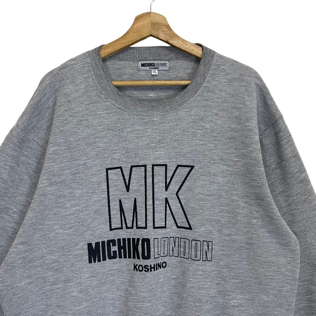 Michiko Koshino × Michiko Koshino London Vintage 90s Michiko London Big Logo Crewneck Sweatshirt Size US XL / EU 56 / 4 - 4 Thumbnail