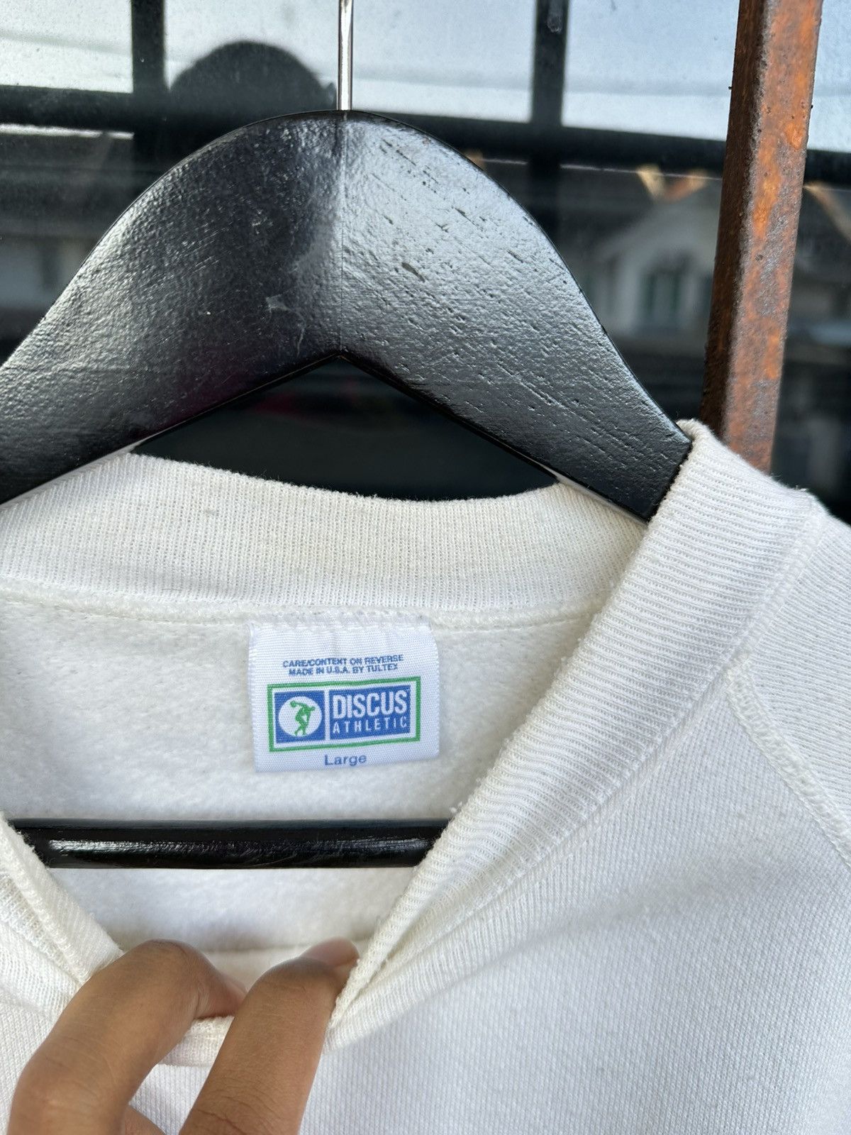 Vintage Vintage Discuss Athletics Plain Boxy Crewneck Size US L / EU 52-54 / 3 - 11 Thumbnail