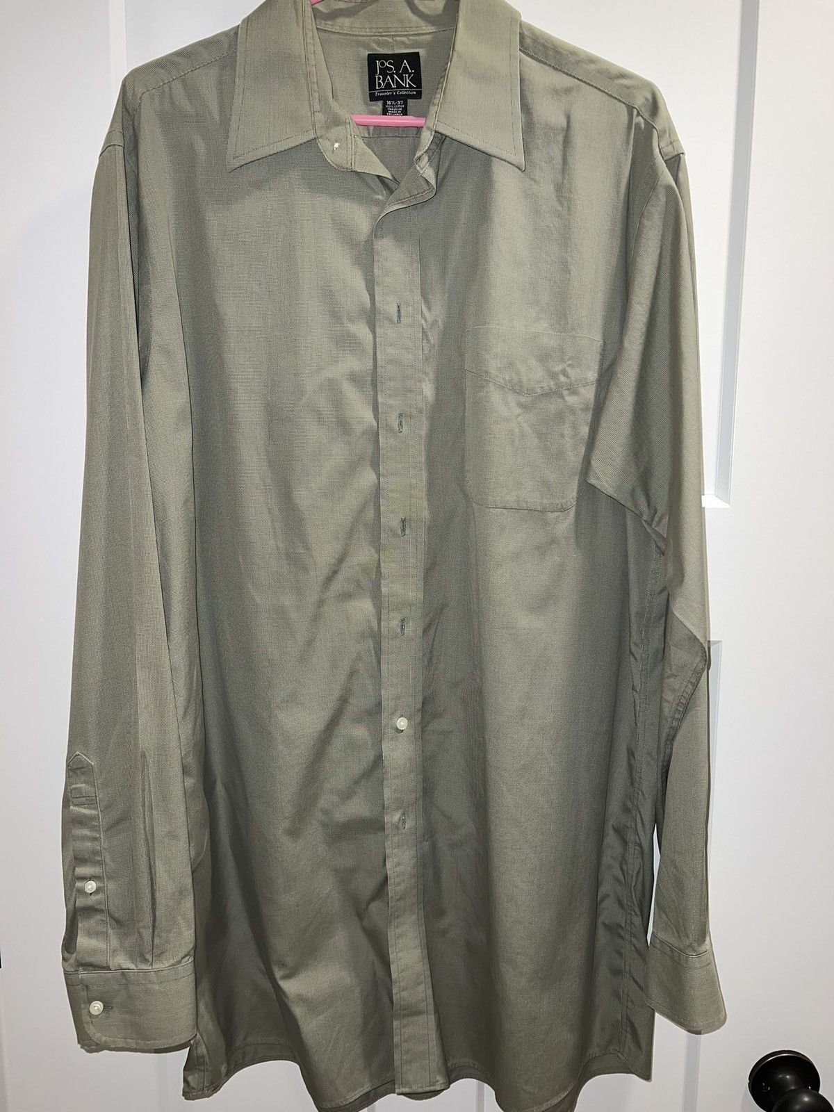 Jos. A. Bank Jos A Bank Travelers Collection dress shirt. Size US L / EU 52-54 / 3 - 1 Thumbnail