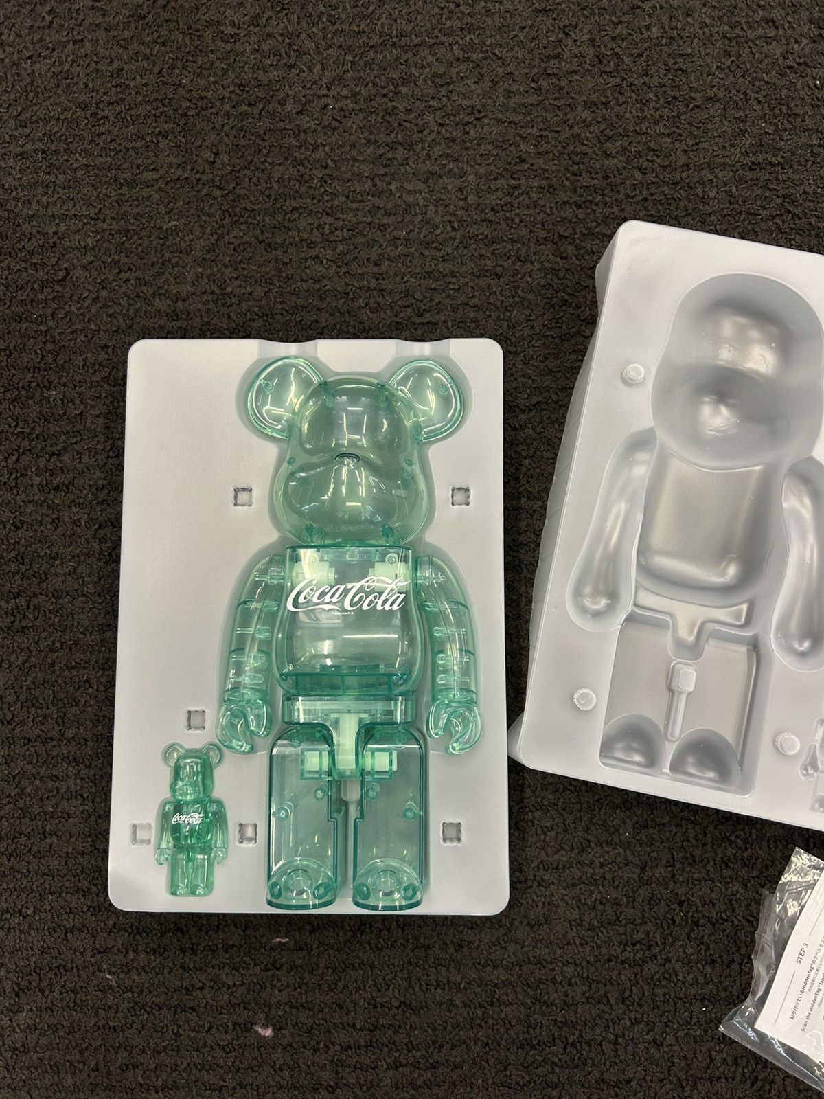 Coca Cola × Medicom Toy Bearbrick x Coca-Cola Georgia Green 100% & 400% Set Size ONE SIZE - 1 Thumbnail