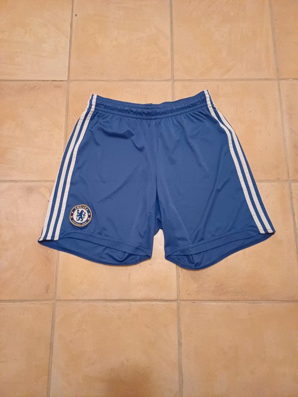 Adidas Adidas Chelsea 2009 sports shorts Size US 32 / EU 48 - 1 Thumbnail