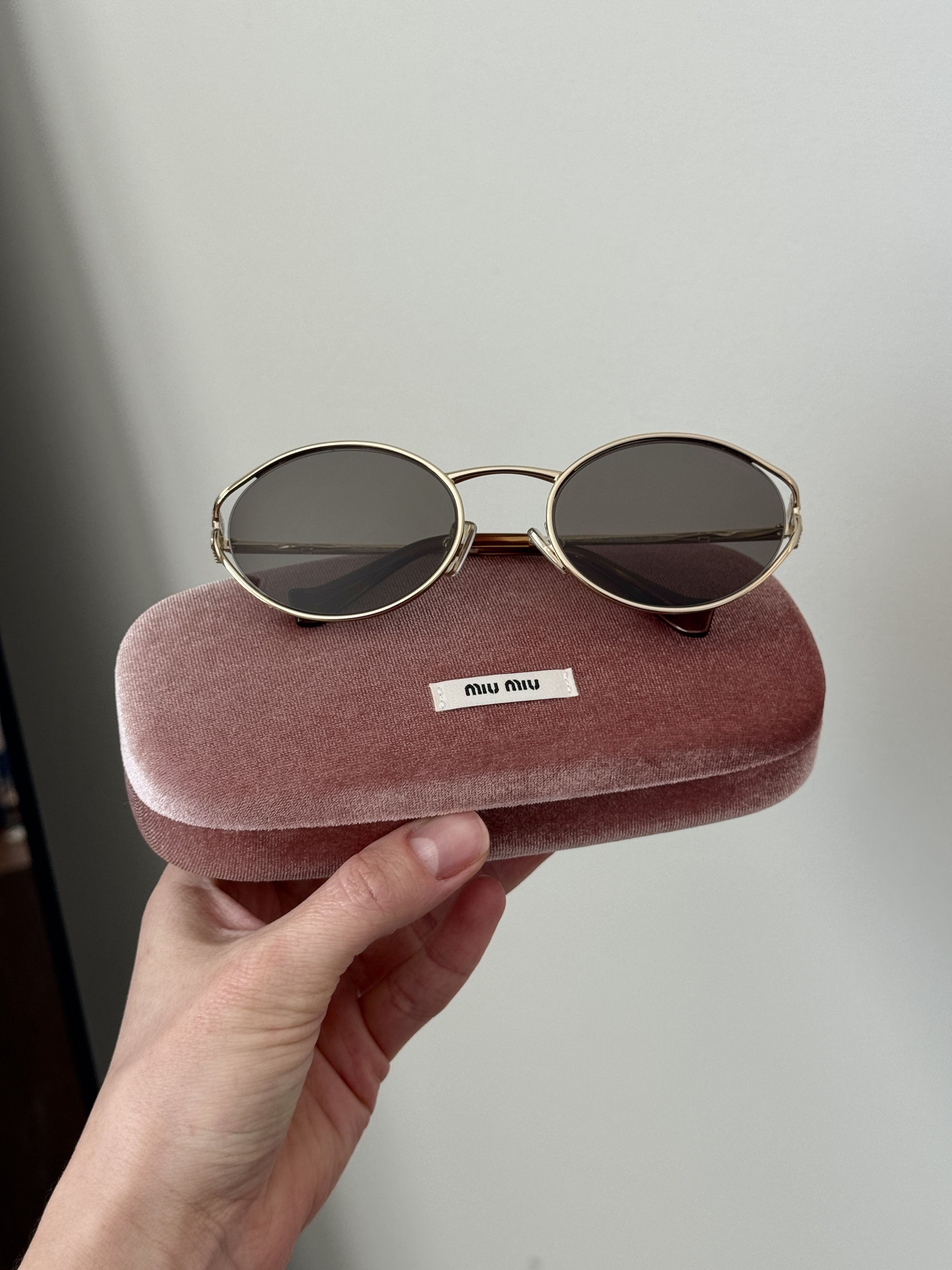 Miu Miu Miu Miu Women Sunglasses LOGO MU52YS ZVN80Q NEW AUTHENTIC Size ONE SIZE - 2 Thumbnail