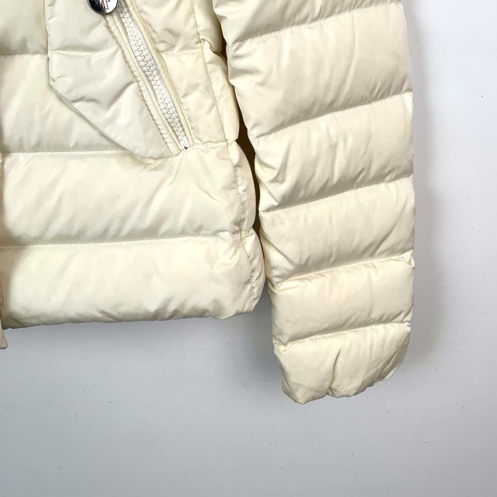 Moncler Moncler Beige Quilted Down Jacket (Size XS) Size XS / US 0-2 / IT 36-38 - 7 Thumbnail