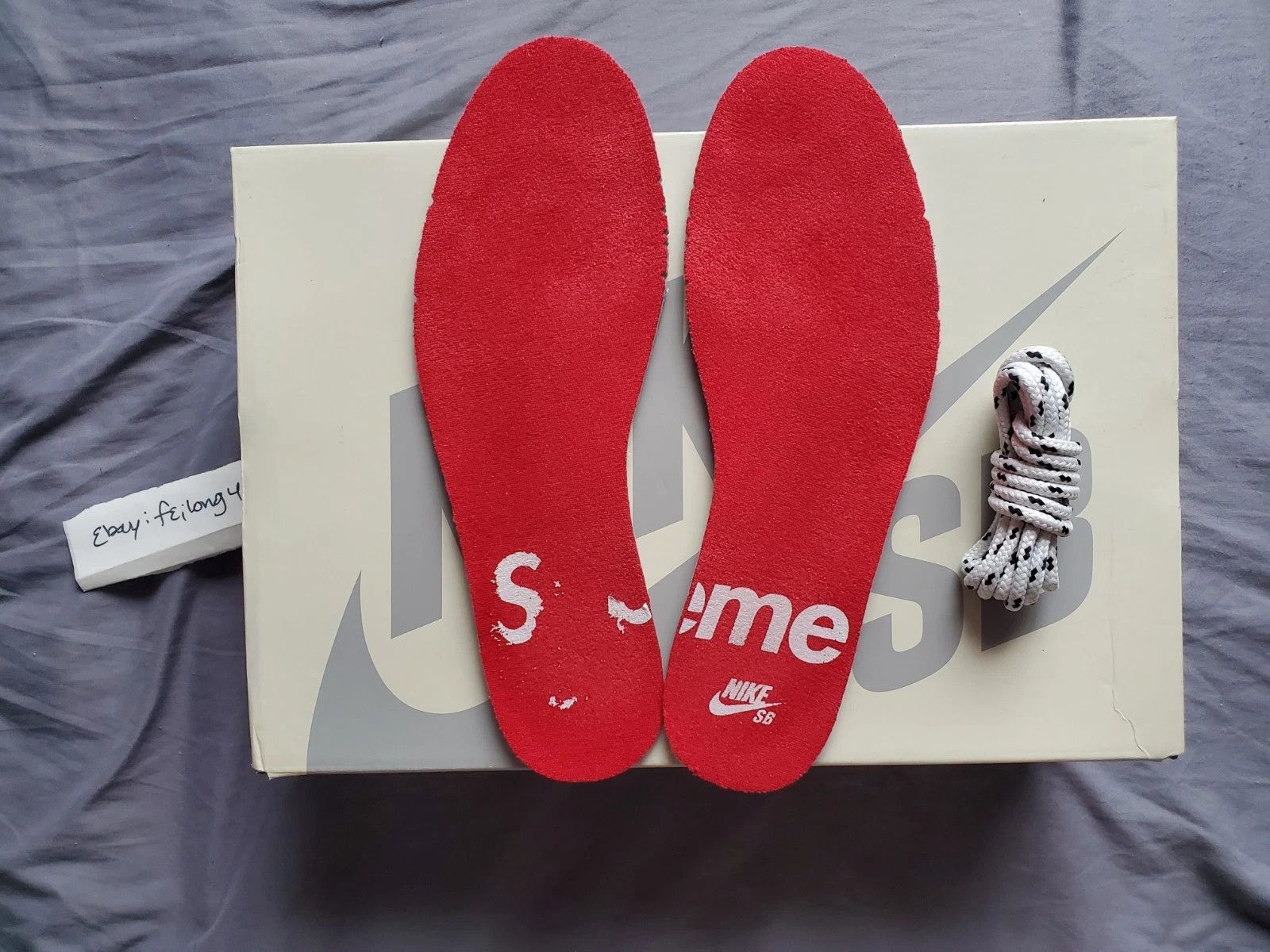Nike × Supreme Size 7.5M/9W - Nike SB Darwin Low Supreme Sail Size US 7.5 / EU 40-41 - 10 Thumbnail