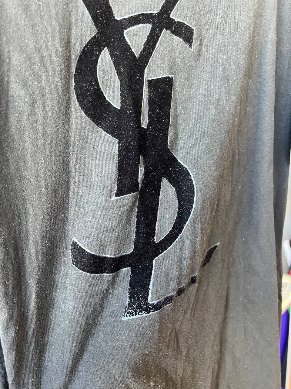 Yves Saint Laurent VERY RARE! YVES SAINT LAURENT RIVE GAUCHE VELOR LOGO T SHIRT Size US XL / EU 56 / 4 - 8 Thumbnail