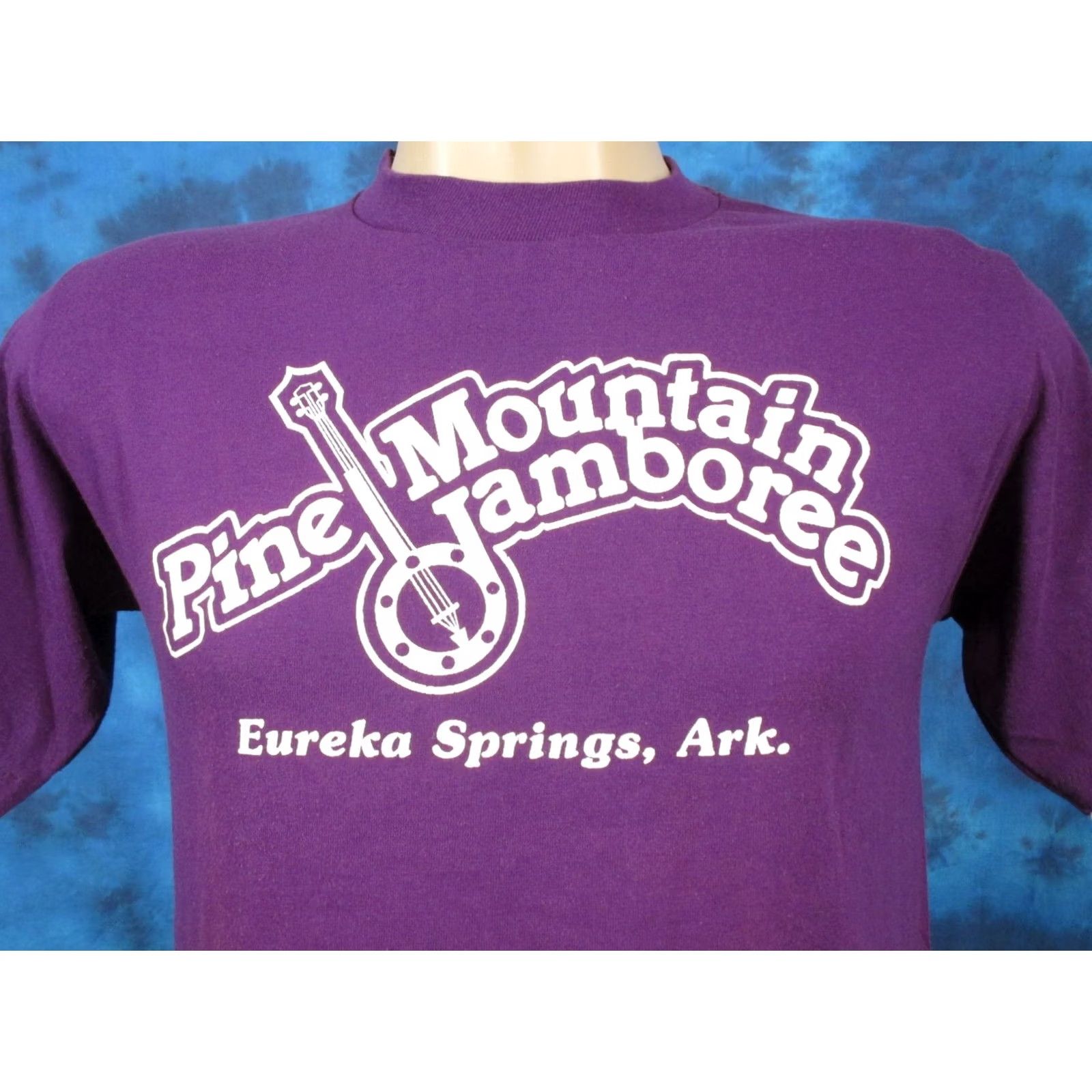 Velva Sheen VINTAGE Velva Sheen T-Shirt Eureka Springs Arkansas 80s PINE MOUNTAIN JAMBOREE Purple Small 50% Cotton/50% Polyester Mens XS-S concert 80s 90s Size US S / EU 44-46 / 1 - 4 Thumbnail