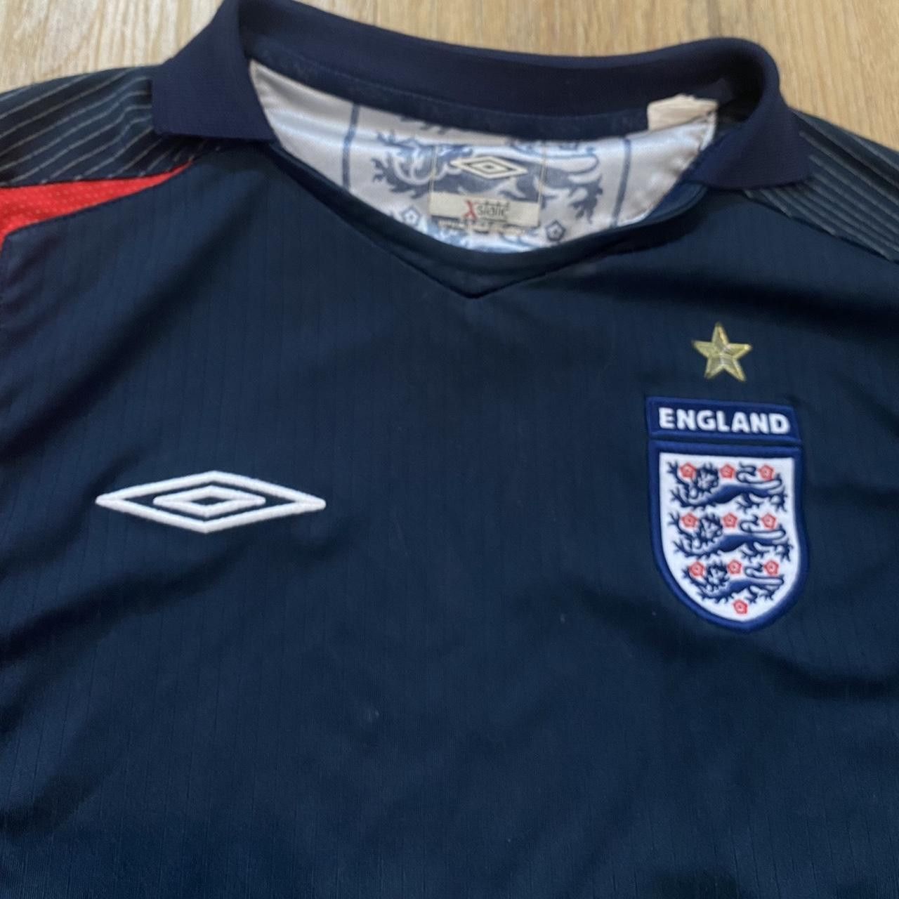 Umbro 2005-07 England Umbro Goalkeeper Football Shirt Longsleeve Size US XS / EU 42 / 0 - 3 Thumbnail